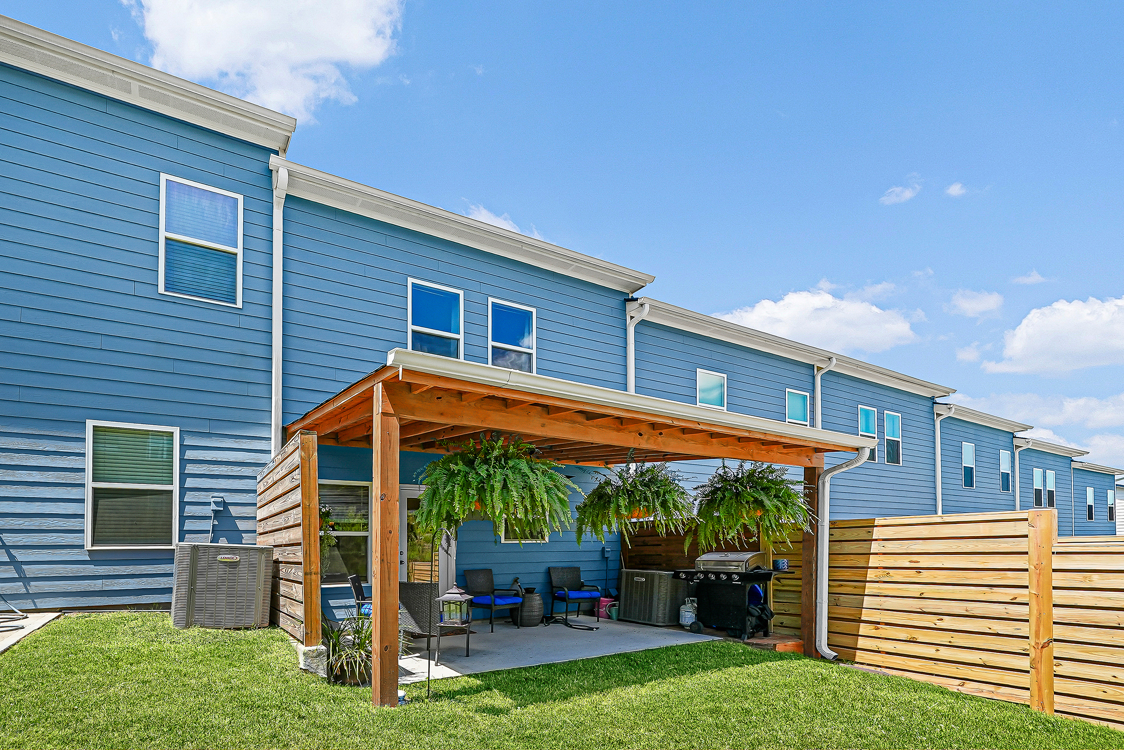  Move-in Ready Townhome in Highland Crossing Community - 物件實景