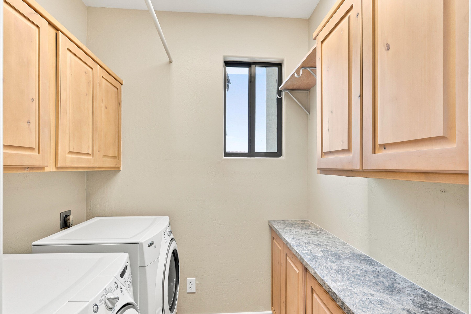  1732 E Gelding Dr¦Phoenix, AZ - 物件實景
