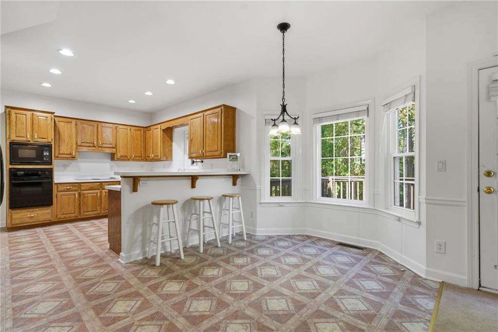 Suwanee, Georgia, 30024, United States, 4 Bedrooms Bedrooms, ,3 BathroomsBathrooms,Residential,For Sale,1979124