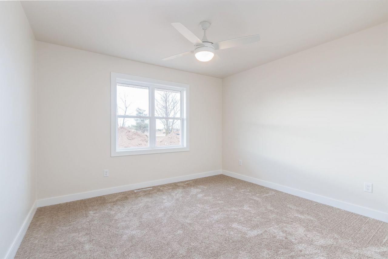 DE PERE, Wisconsin, 54115, United States, 3 Bedrooms Bedrooms, ,3 BathroomsBathrooms,Residential,For Sale,1695788