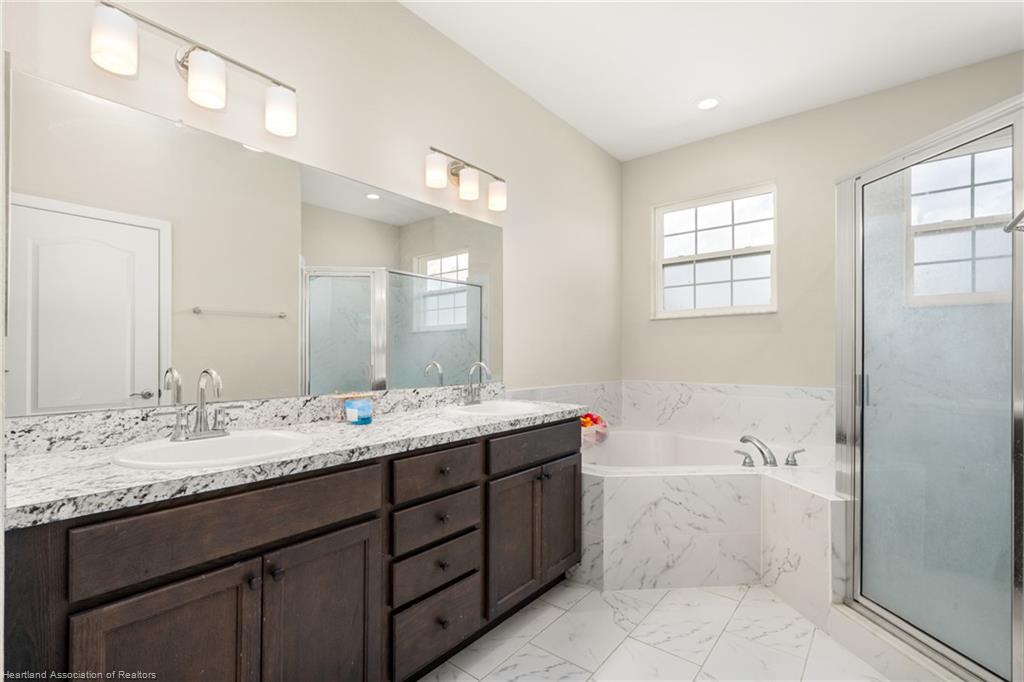 Sebring, Florida, 33872, United States, 4 Bedrooms Bedrooms, ,3 BathroomsBathrooms,Residential,For Sale,1974916