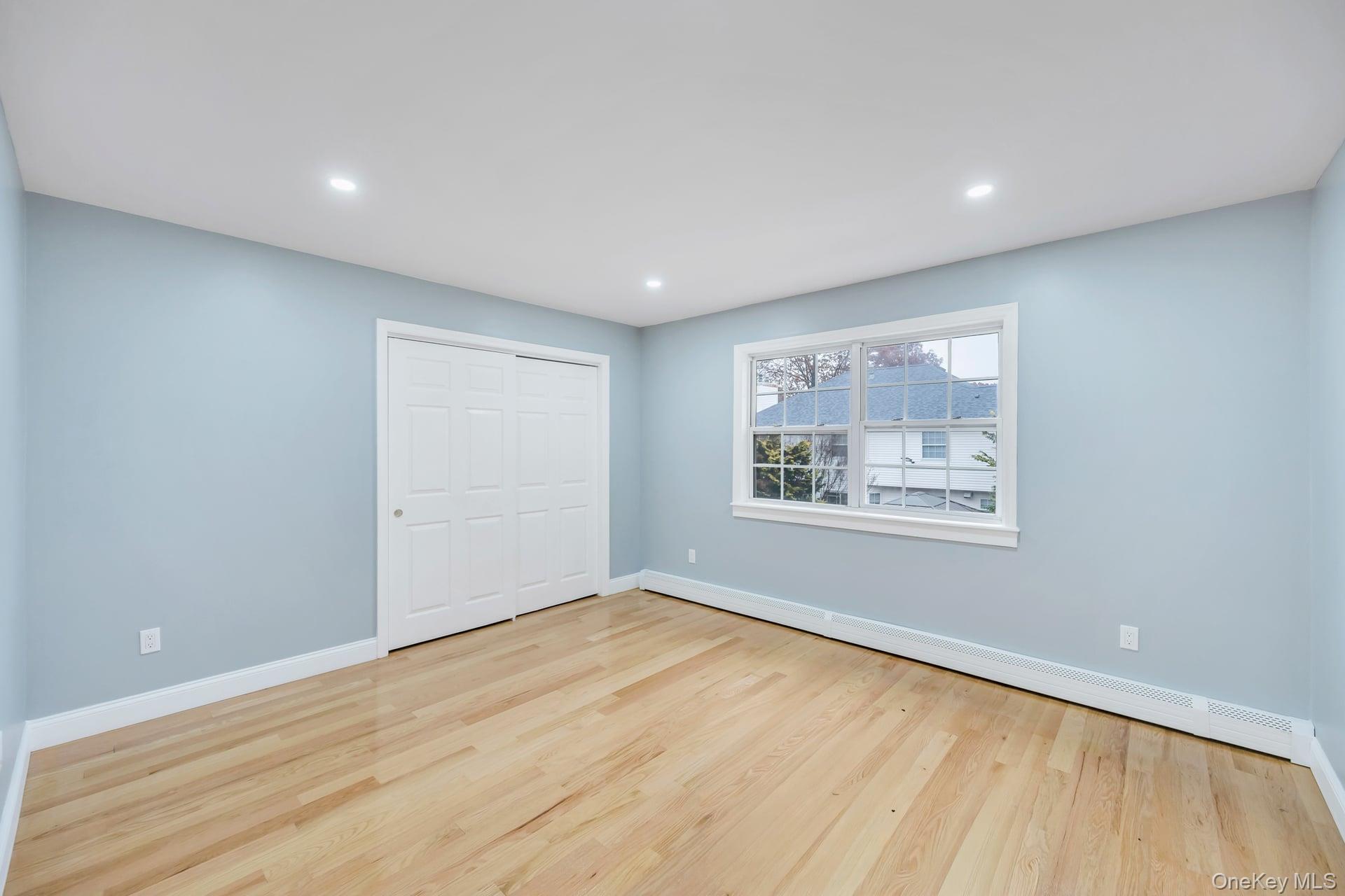 Selden, New York, 11784, United States, 4 Bedrooms Bedrooms, ,3 BathroomsBathrooms,Residential,For Sale,1990980