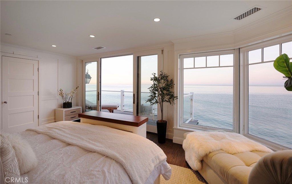 Dana Point, California, 92624, United States, 4 Bedrooms Bedrooms, ,5 BathroomsBathrooms,Residential,For Sale,1739161