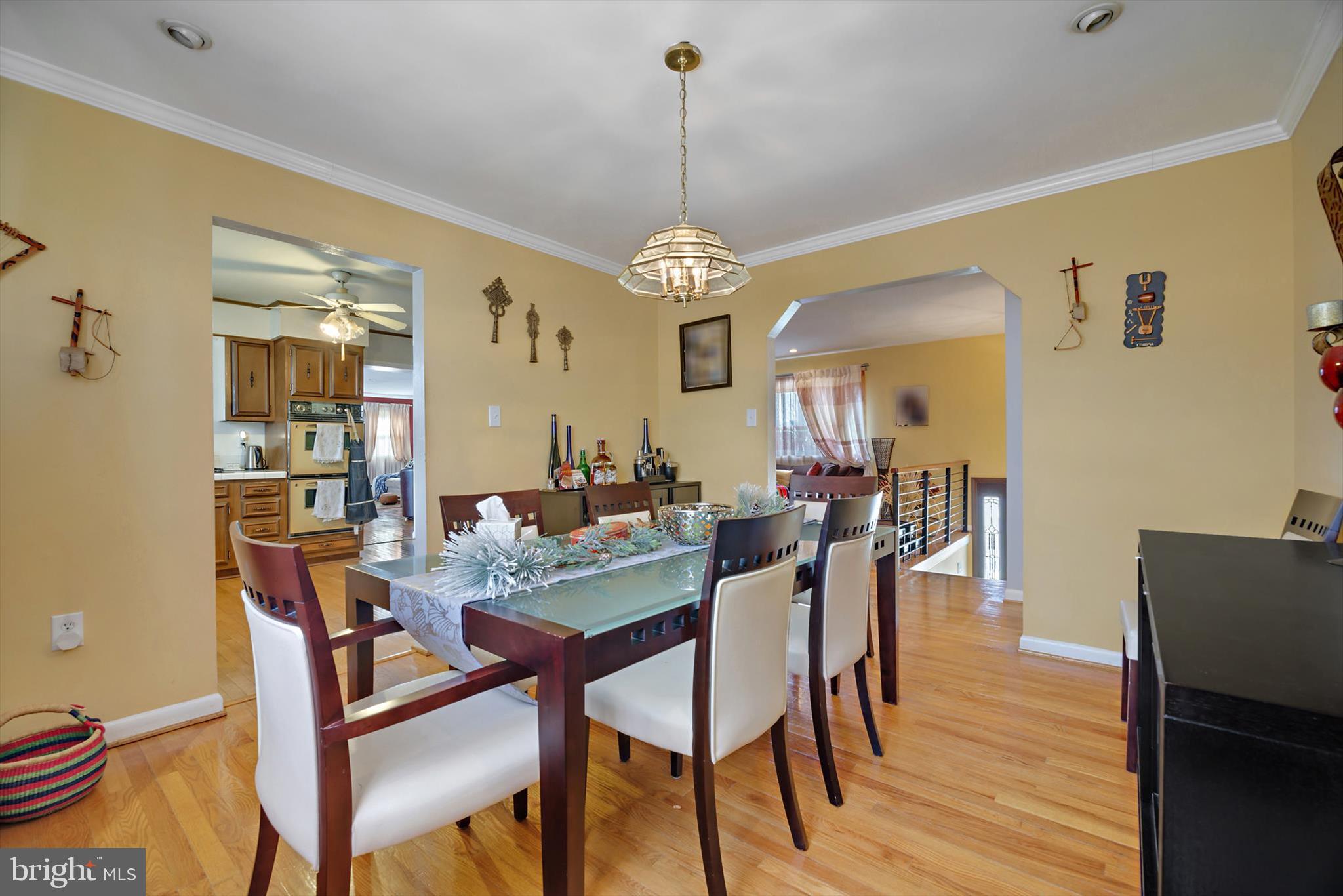 Clinton, Maryland, 20735, United States, 4 Bedrooms Bedrooms, ,3 BathroomsBathrooms,Residential,For Sale,2005934