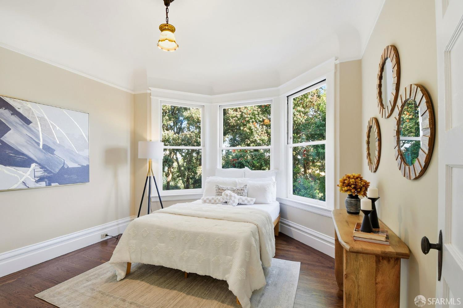 San Francisco, California, 94115, United States, 3 Bedrooms Bedrooms, ,1 BathroomBathrooms,Residential,For Sale,1992126