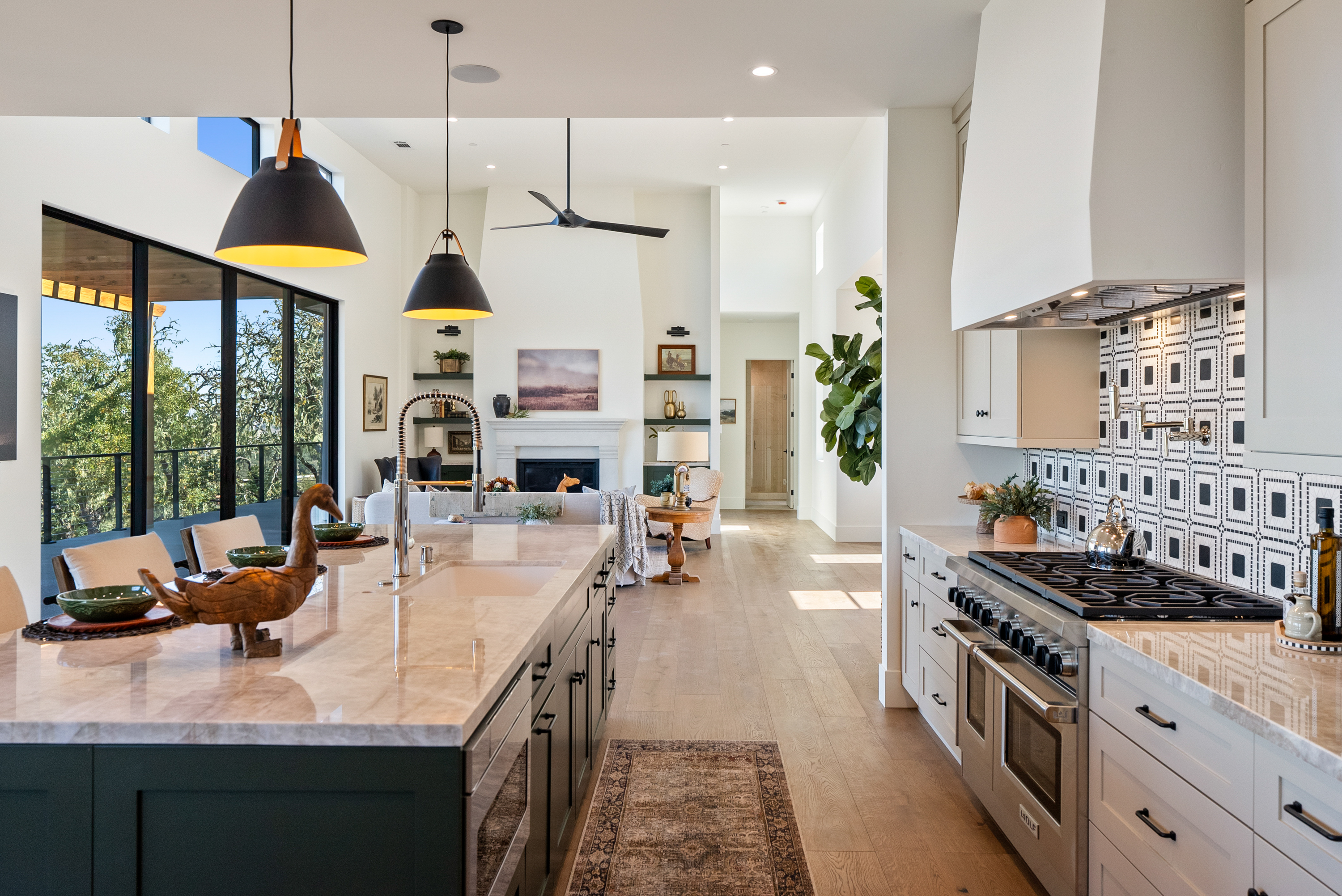  2220 Battering Rock - 物件實景