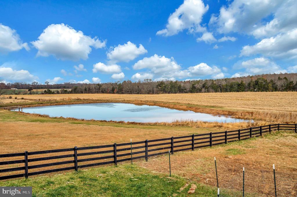 Bealeton, Virginia, 22712, United States, 4 Bedrooms Bedrooms, ,3 BathroomsBathrooms,Residential,For Sale,2002871