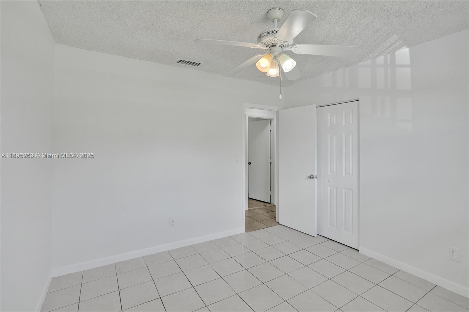 Miami, Florida, 33189, United States, 4 Bedrooms Bedrooms, ,2 BathroomsBathrooms,Residential,For Sale,1965129