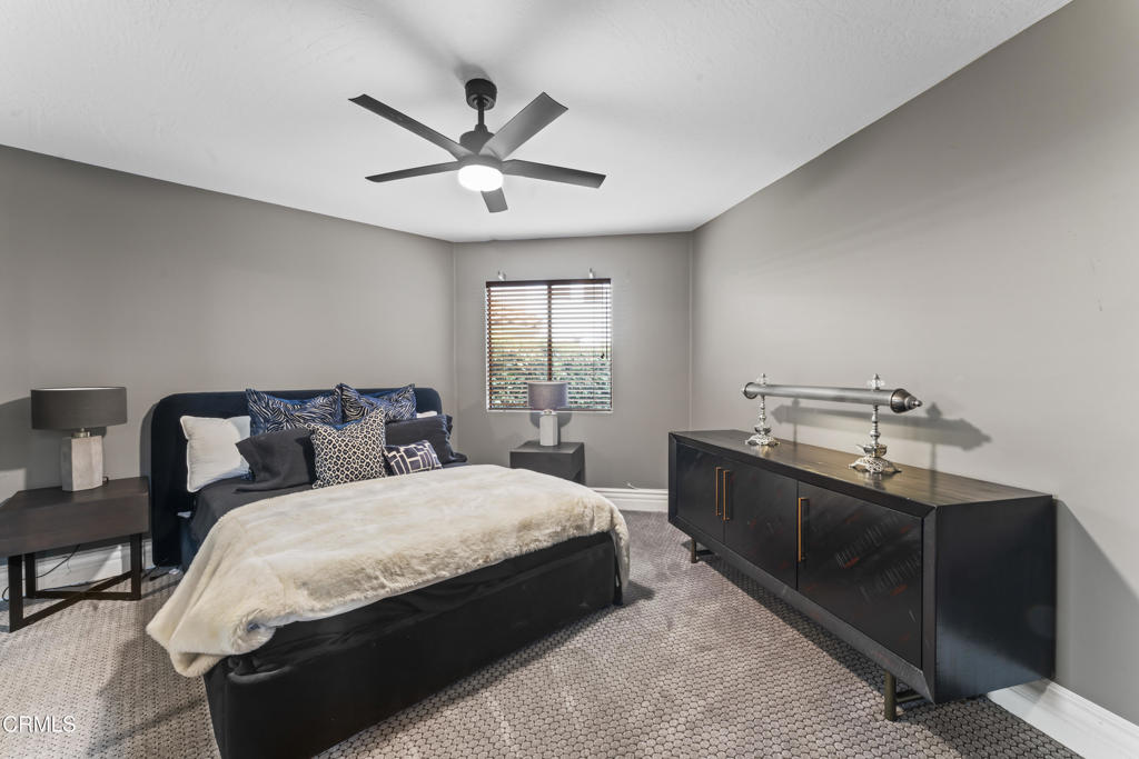 Ventura, California, 93001, United States, 5 Bedrooms Bedrooms, ,3 BathroomsBathrooms,Residential,For Sale,1839007