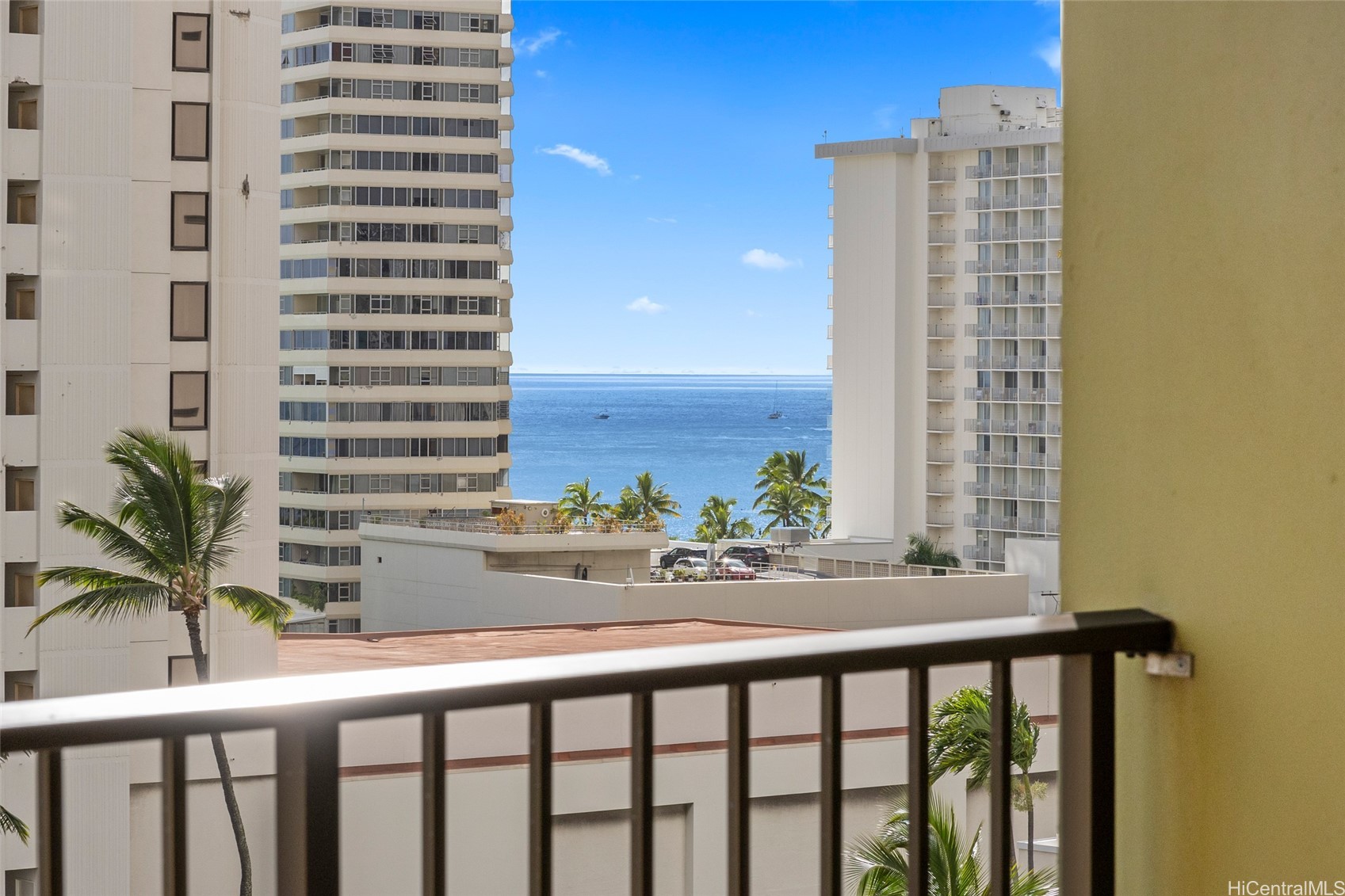Honolulu, Hawaii, 96815, United States, 1 Bedroom Bedrooms, ,1 BathroomBathrooms,Residential,For Sale,1986211