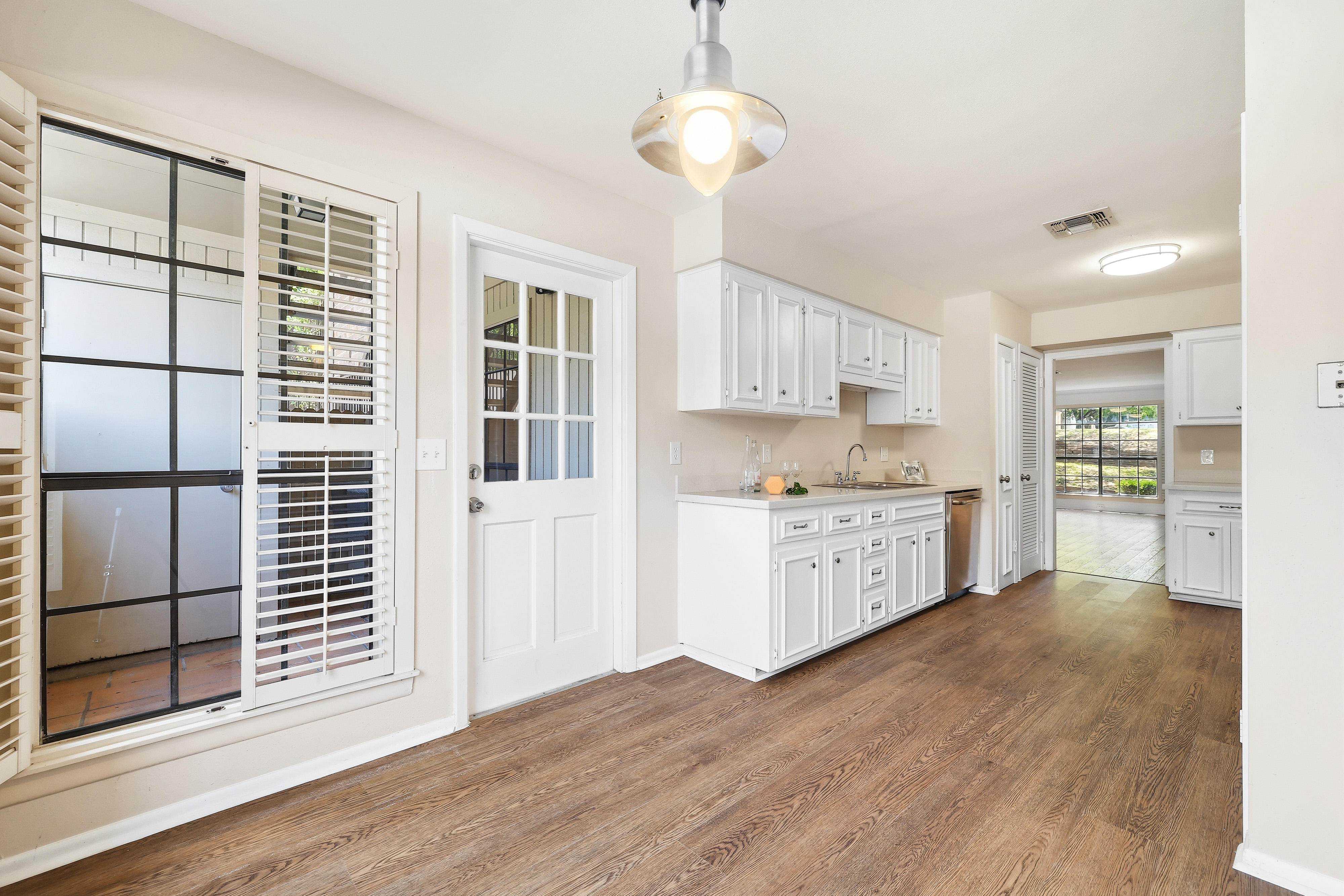  A Smart Buy in Alamo Heights - 物件實景