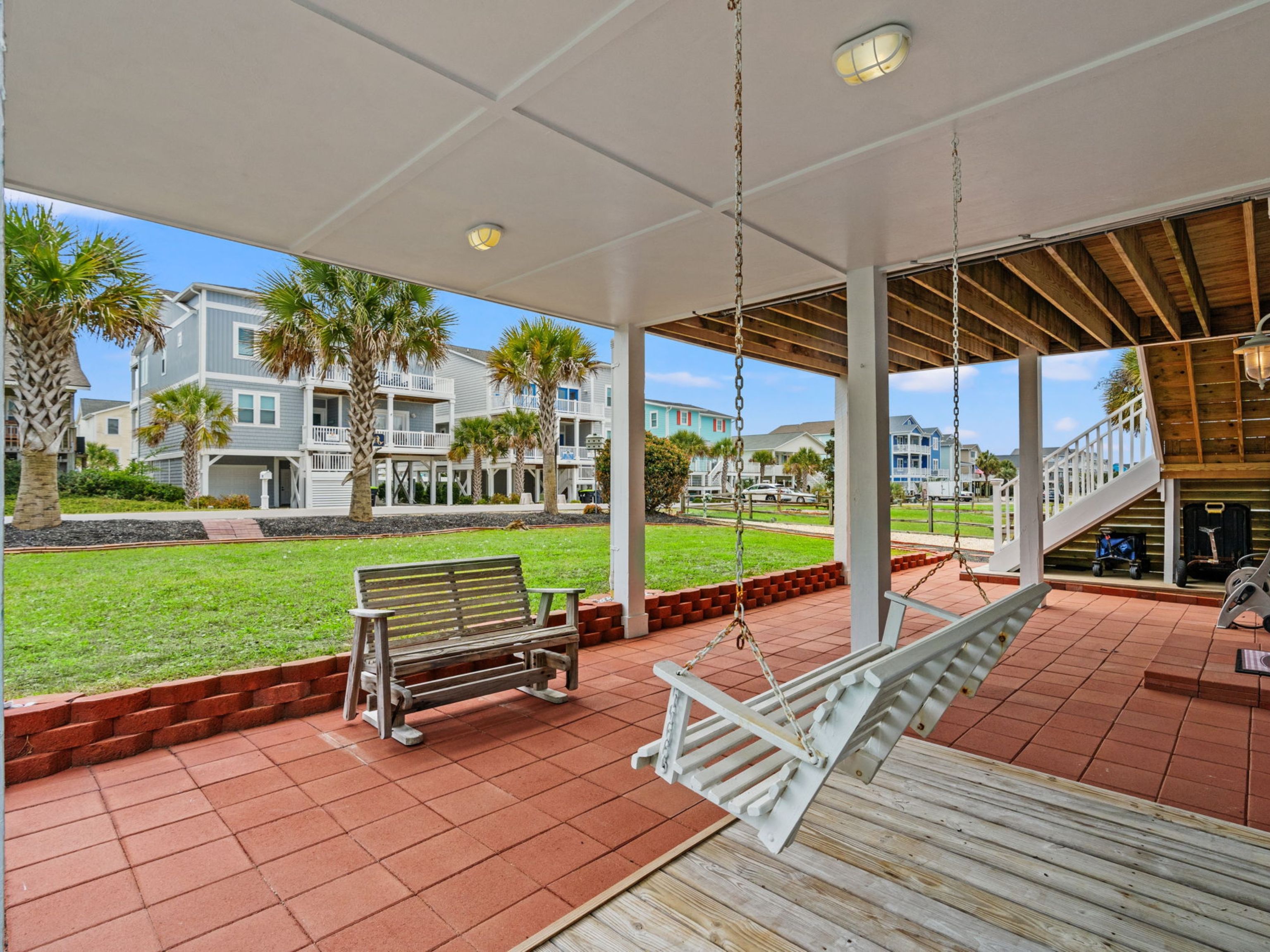  155 Yacht Watch Drive, Holden Beach, NC 28462 - 物件實景