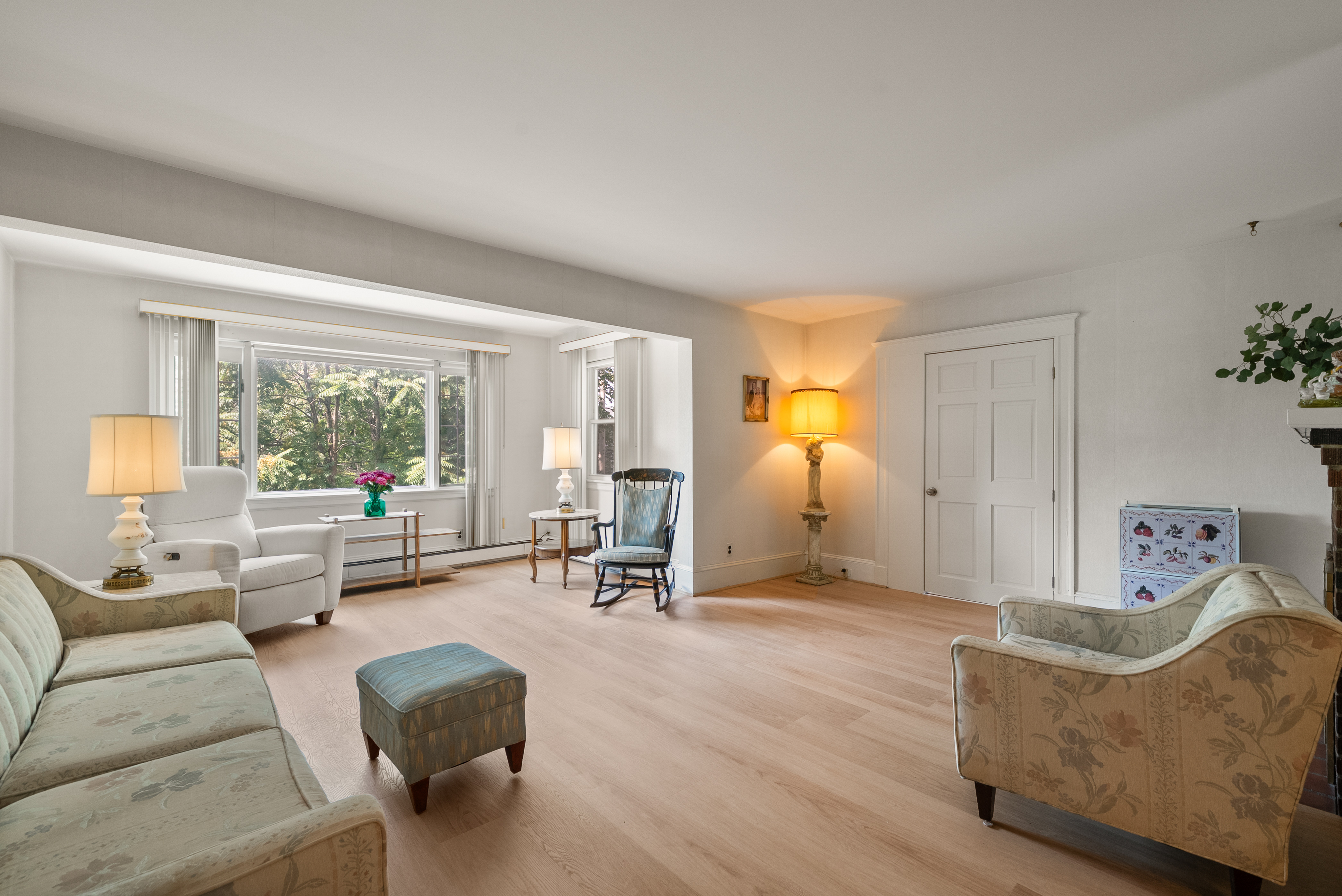  28 Hudson Street, Watertown, MA 02472 - 物件實景