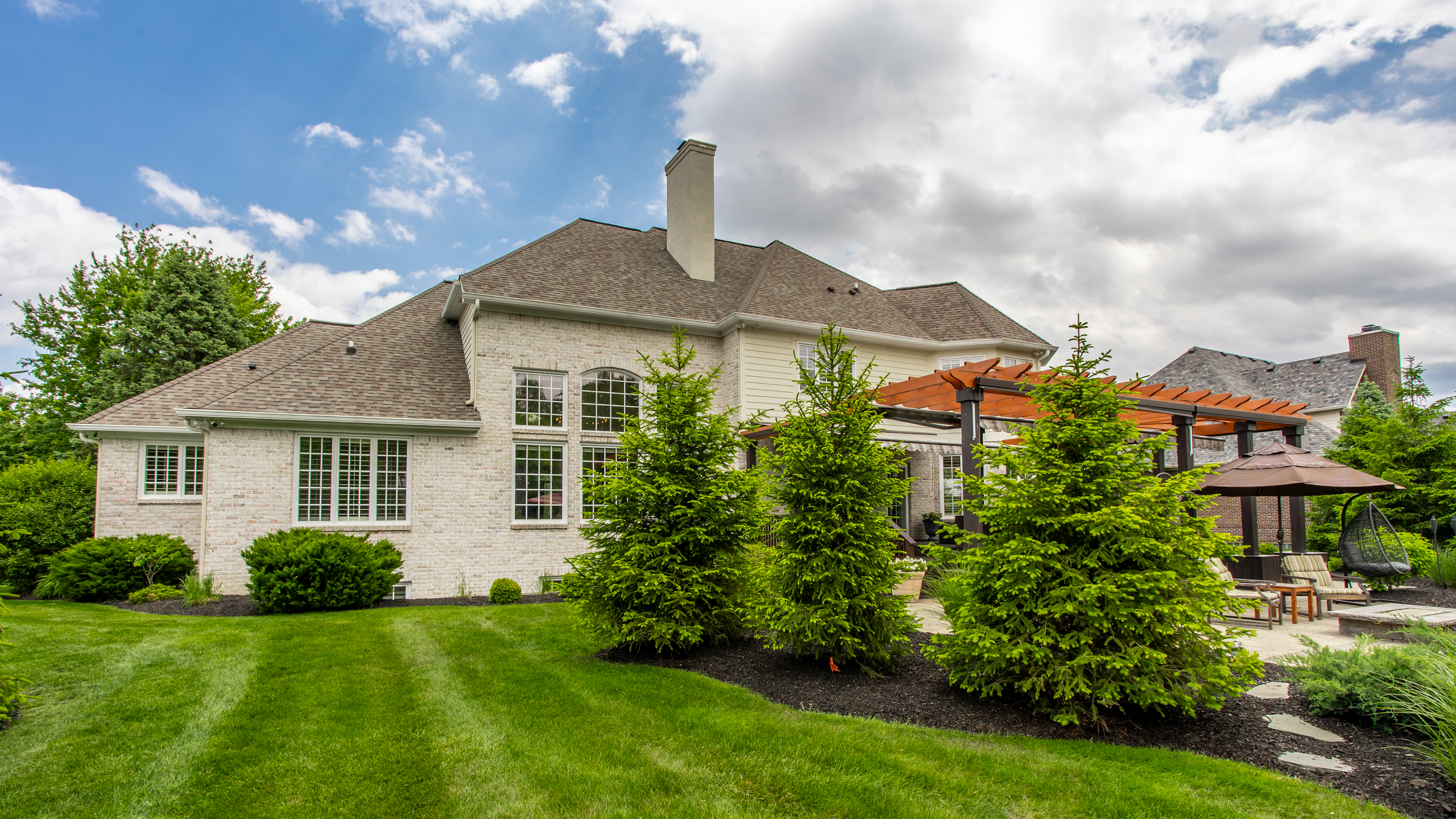  Exceptional West Carmel Home with Resort-Caliber Backyard - 物件實景