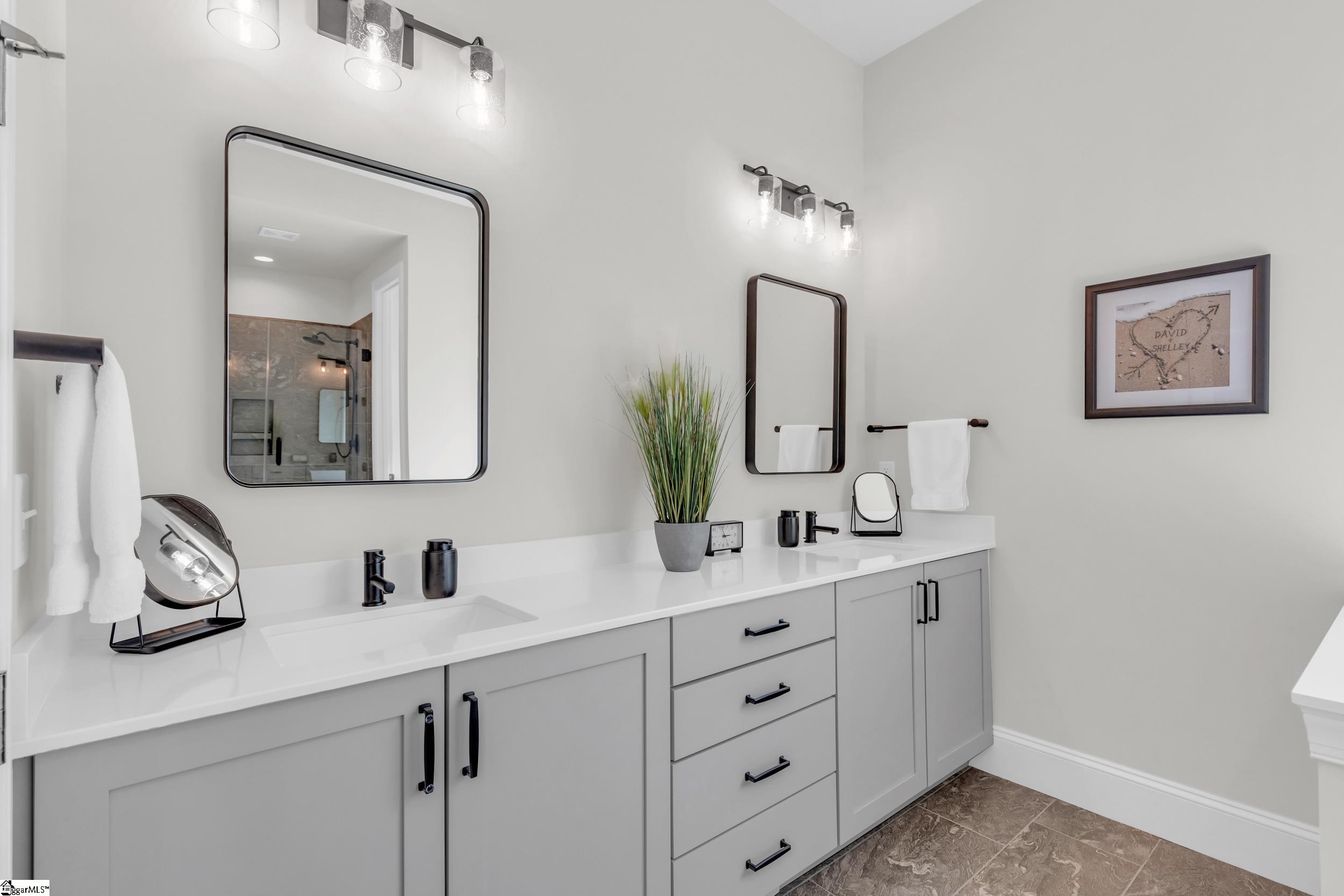 Simpsonville, South Carolina, 29680, United States, 3 Bedrooms Bedrooms, ,3 BathroomsBathrooms,Residential,For Sale,1941759