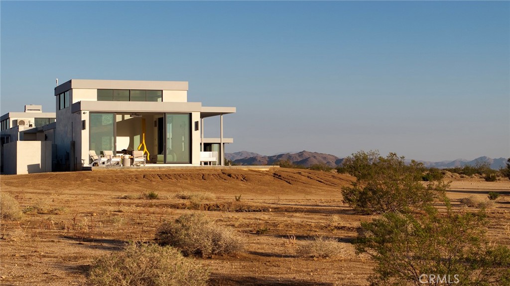 Joshua Tree, California, 92252, United States, 4 Bedrooms Bedrooms, ,3 BathroomsBathrooms,Residential,For Sale,1961812