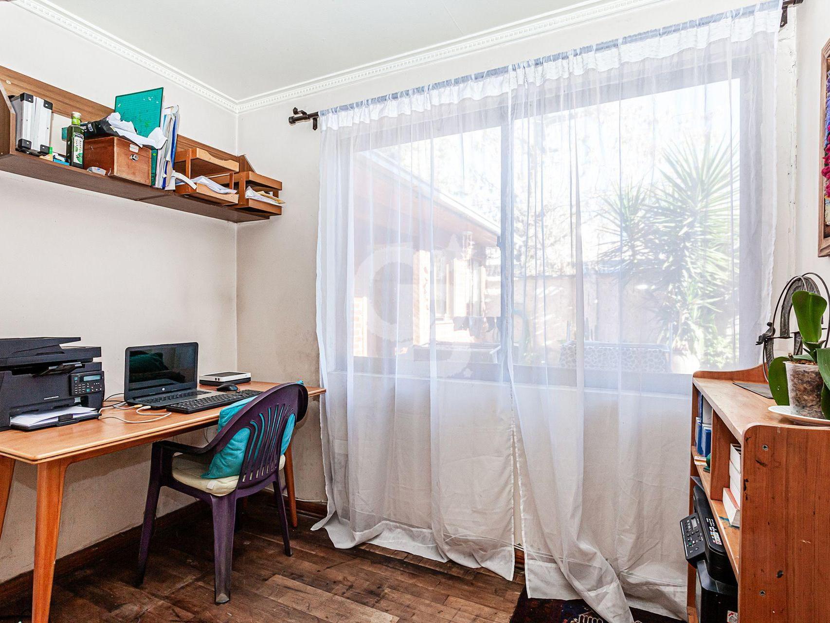 Las Condes, Chile, 5 Bedrooms Bedrooms, ,4 BathroomsBathrooms,Residential,For Sale,1996063