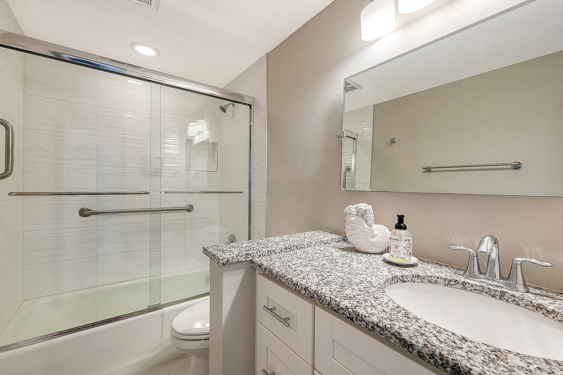  SPANISH MAIN YACHT CLUB CONDO - 物件實景