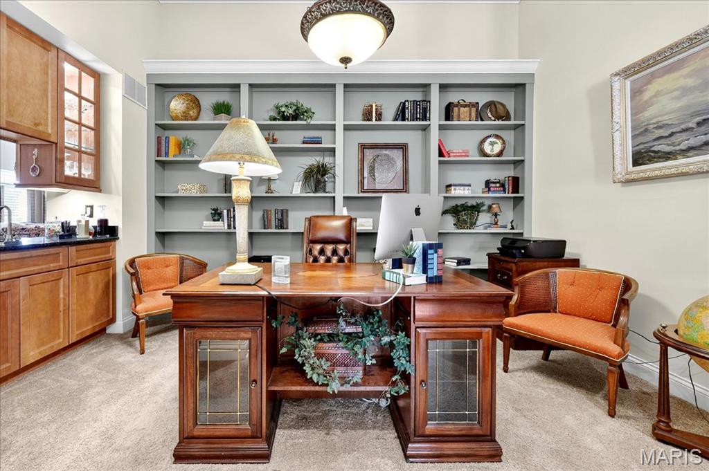 Ballwin, Missouri, 63011, United States, 2 Bedrooms Bedrooms, ,3 BathroomsBathrooms,Residential,For Sale,1947481