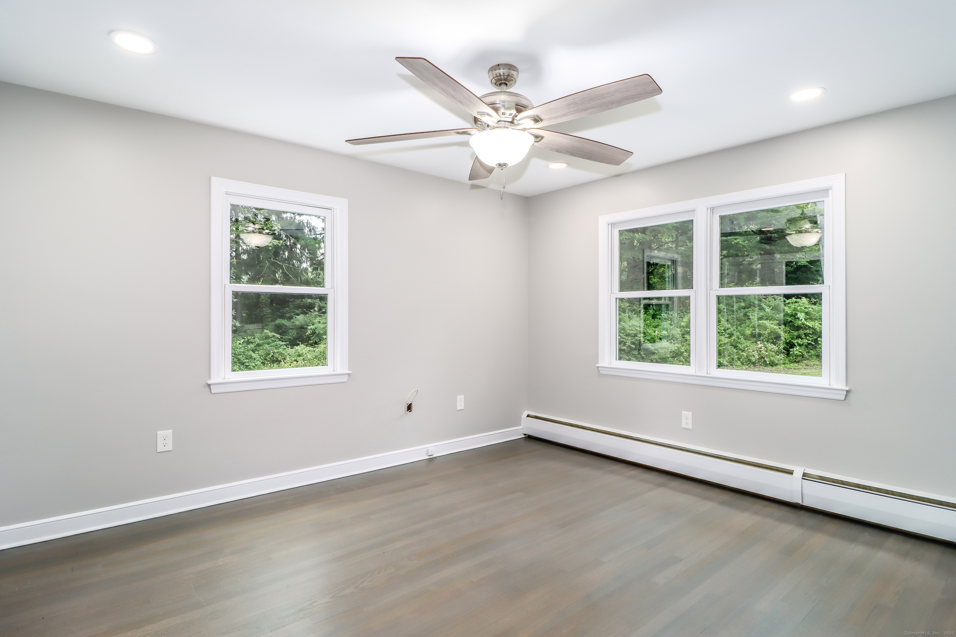 Redding, Connecticut, 06896, United States, 5 Bedrooms Bedrooms, ,3 BathroomsBathrooms,Residential,For Sale,1875500