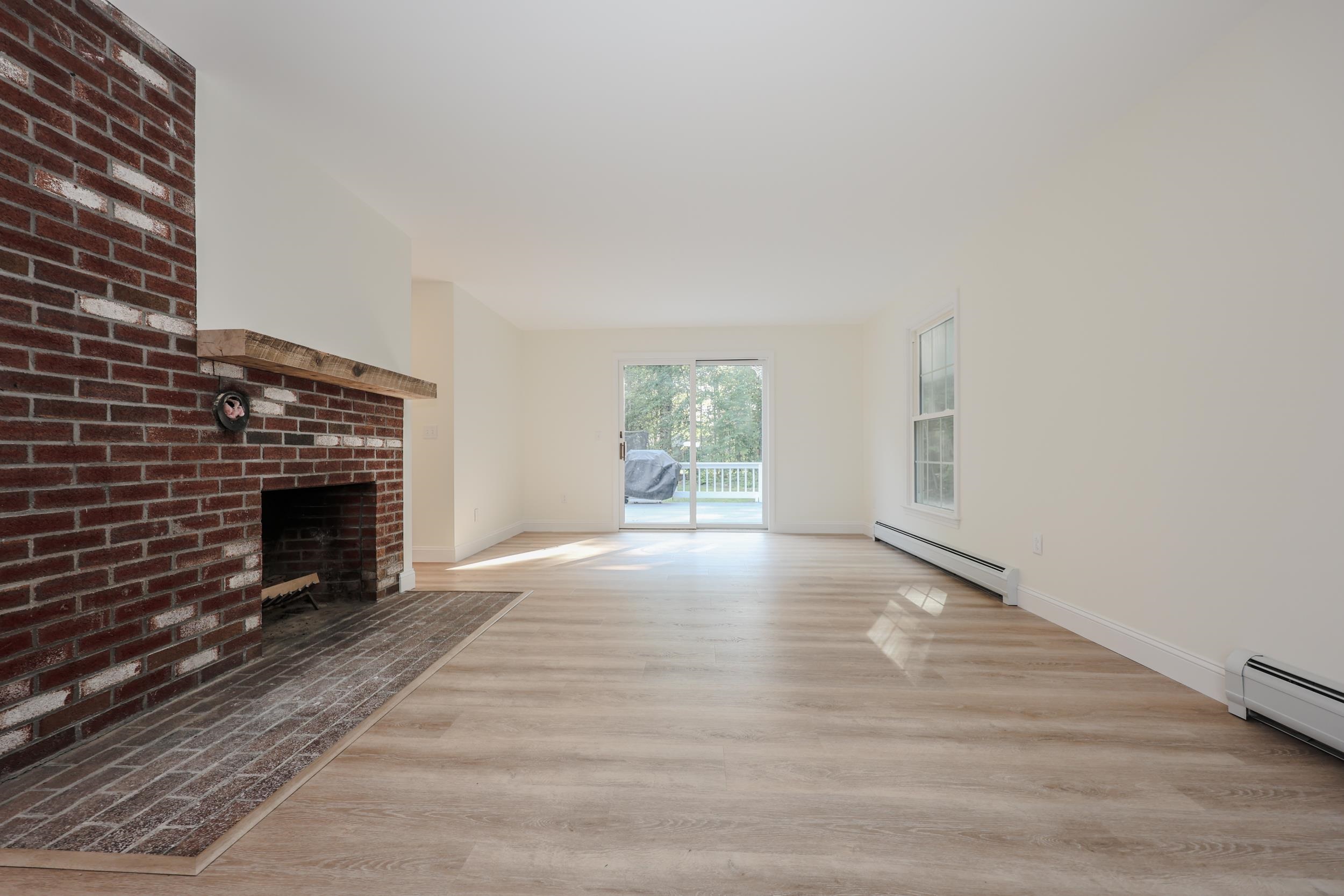 Wilton, New Hampshire, 03086, United States, 3 Bedrooms Bedrooms, ,2 BathroomsBathrooms,Residential,For Sale,1940505
