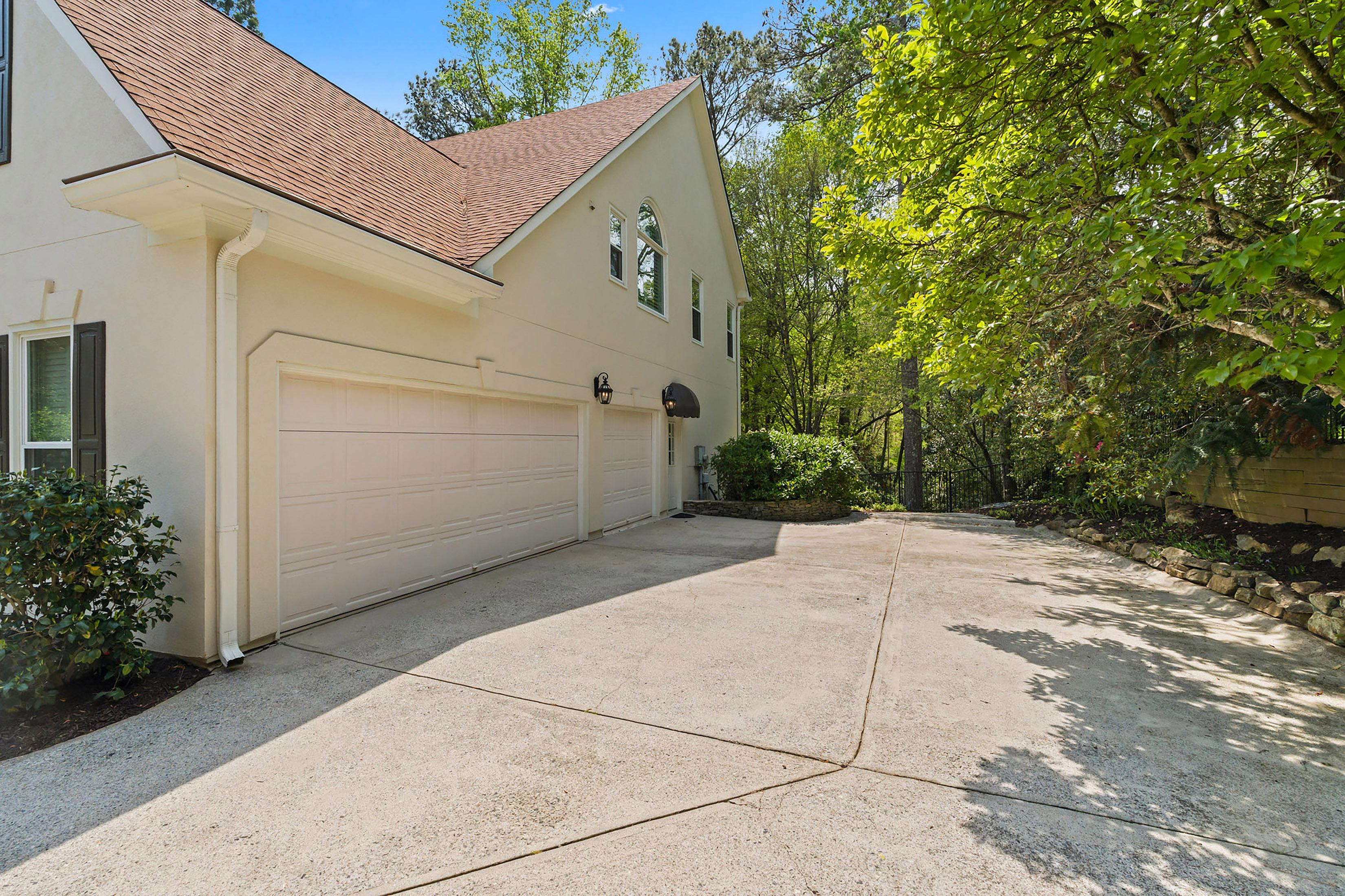  Roswell Home Blends Charm, Privacy and Location - 物件實景