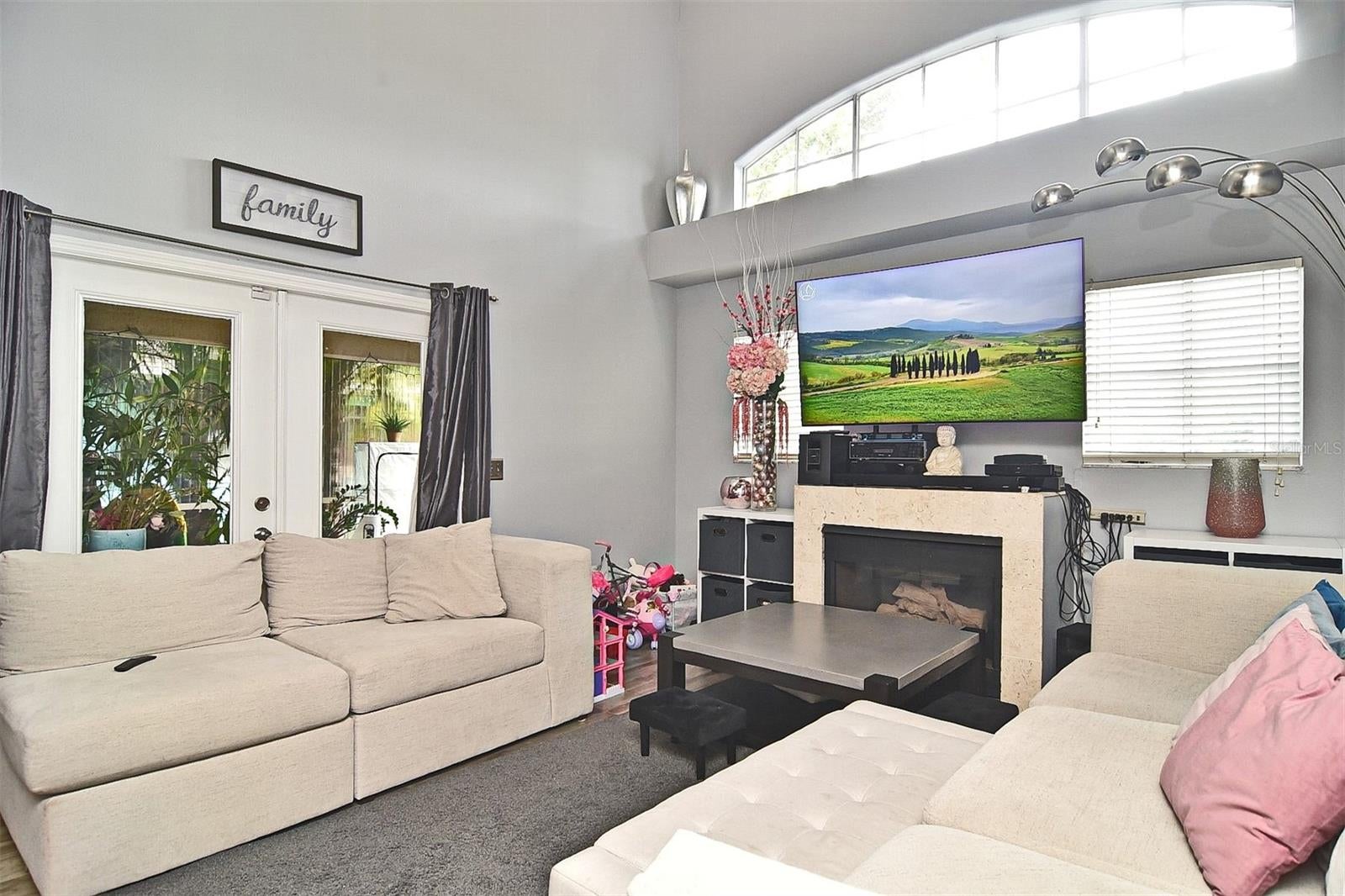 ALTAMONTE SPRINGS, Florida, 32701, United States, 3 Bedrooms Bedrooms, ,4 BathroomsBathrooms,Residential,For Sale,1928299