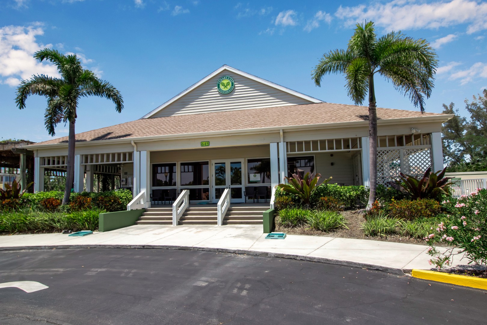 Longboat Key, Florida, 34228, United States, 2 Bedrooms Bedrooms, ,3 BathroomsBathrooms,Residential,For Sale,1923234