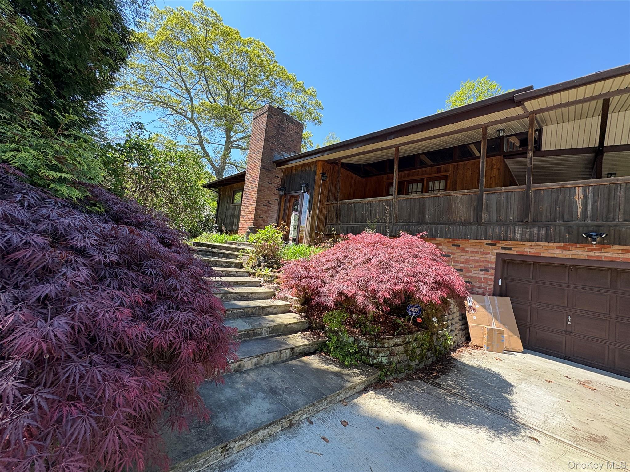 East Moriches, New York, 11940, United States, 3 Bedrooms Bedrooms, ,2 BathroomsBathrooms,Residential,For Sale,1937631
