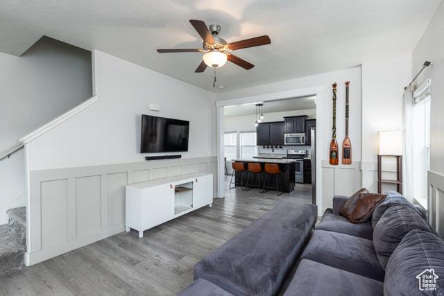 Bluffdale, Utah, 84065, United States, 4 Bedrooms Bedrooms, ,4 BathroomsBathrooms,Residential,For Sale,1928553