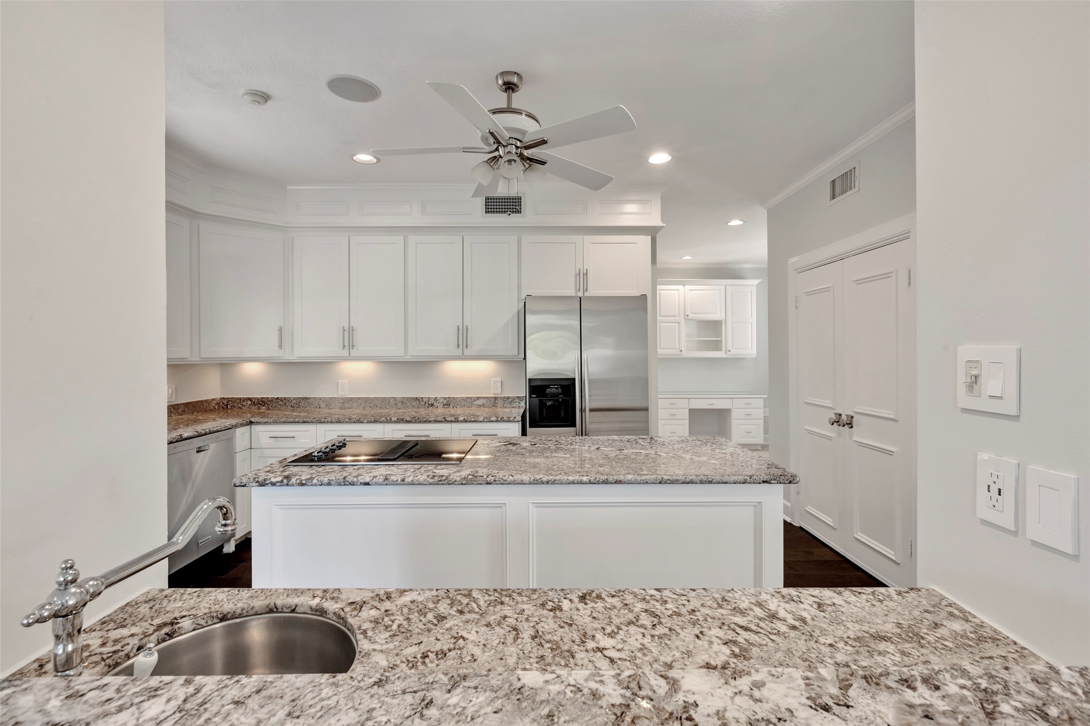 Houston, Texas, 77077, United States, 4 Bedrooms Bedrooms, ,4 BathroomsBathrooms,Residential,For Sale,1990335