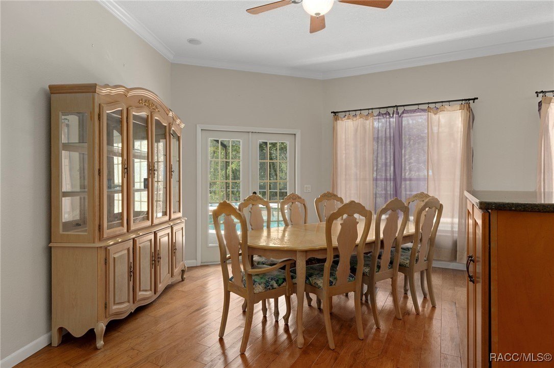 Homosassa, Florida, 34446, United States, 5 Bedrooms Bedrooms, ,4 BathroomsBathrooms,Residential,For Sale,1916240