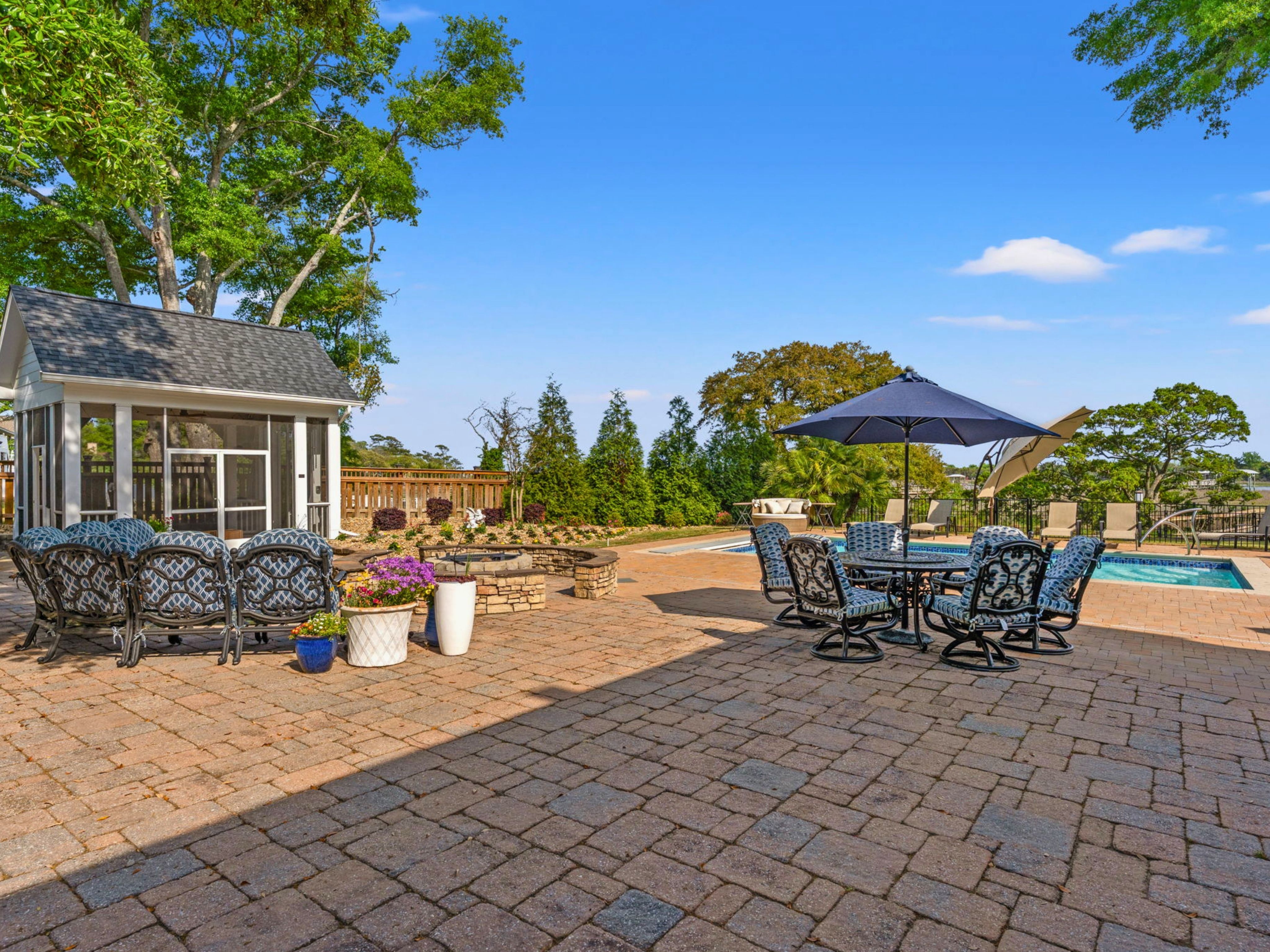  404 Shoreline Drive East, Sunset Beach, NC 28468 - 物件實景