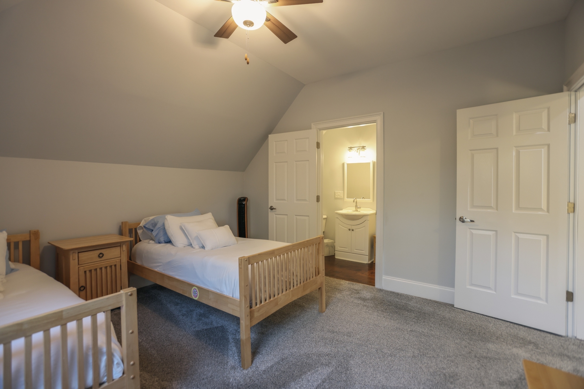  533 Jacobs Millpond Road - 物件實景