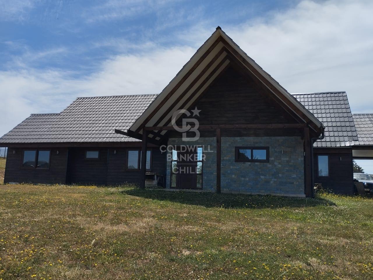 La Unión, Chile, 4 Bedrooms Bedrooms, ,3 BathroomsBathrooms,Residential,For Sale,1947825