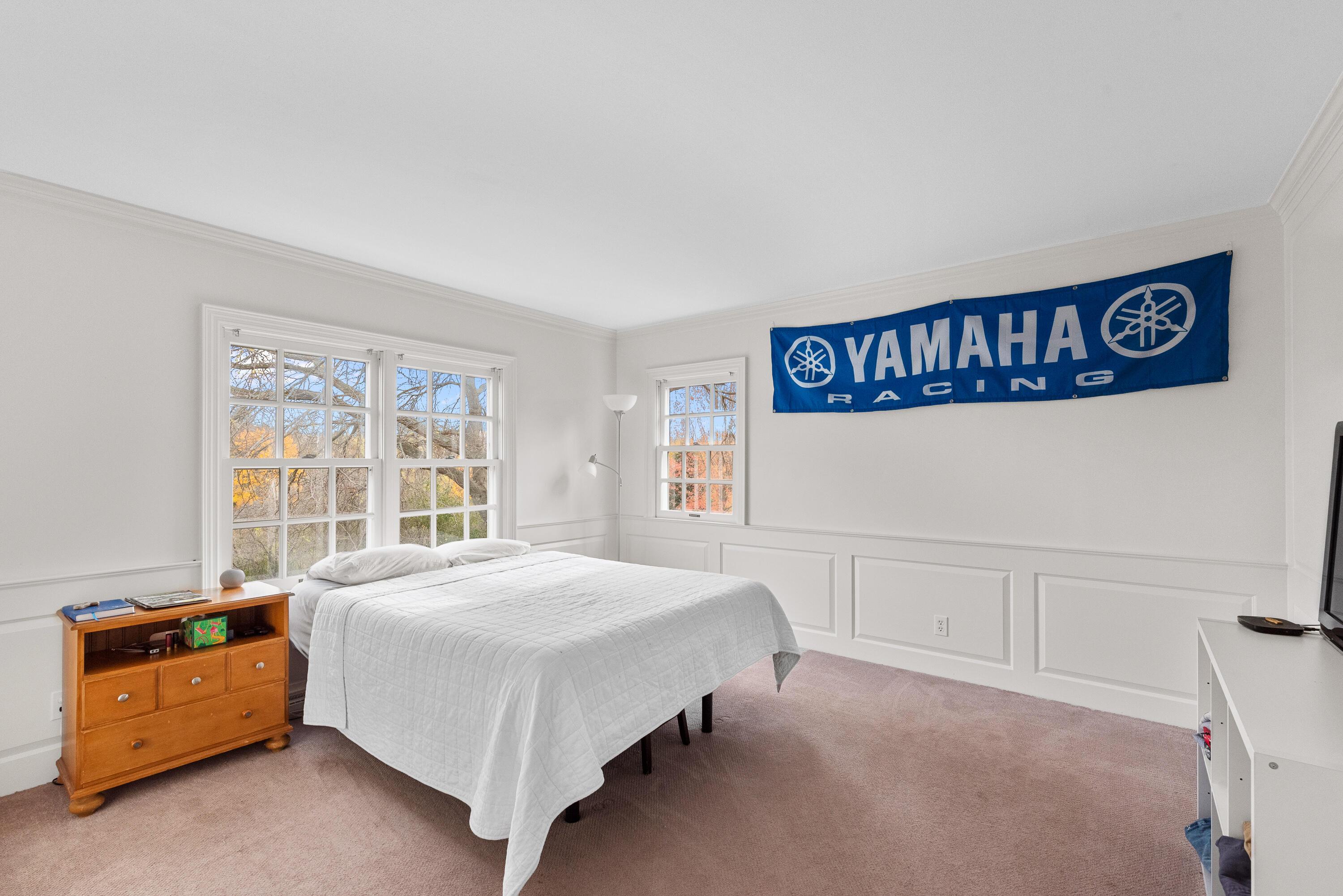 Mequon, Wisconsin, 53092, United States, 4 Bedrooms Bedrooms, ,3 BathroomsBathrooms,Residential,For Sale,1989588