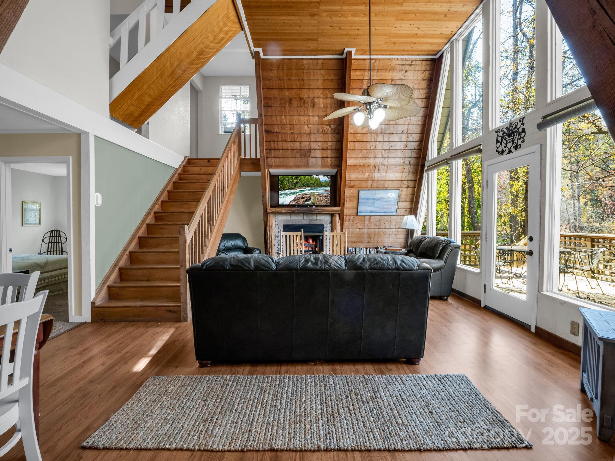 Lake Lure, North Carolina, 28746, United States, 4 Bedrooms Bedrooms, ,4 BathroomsBathrooms,Residential,For Sale,1990226