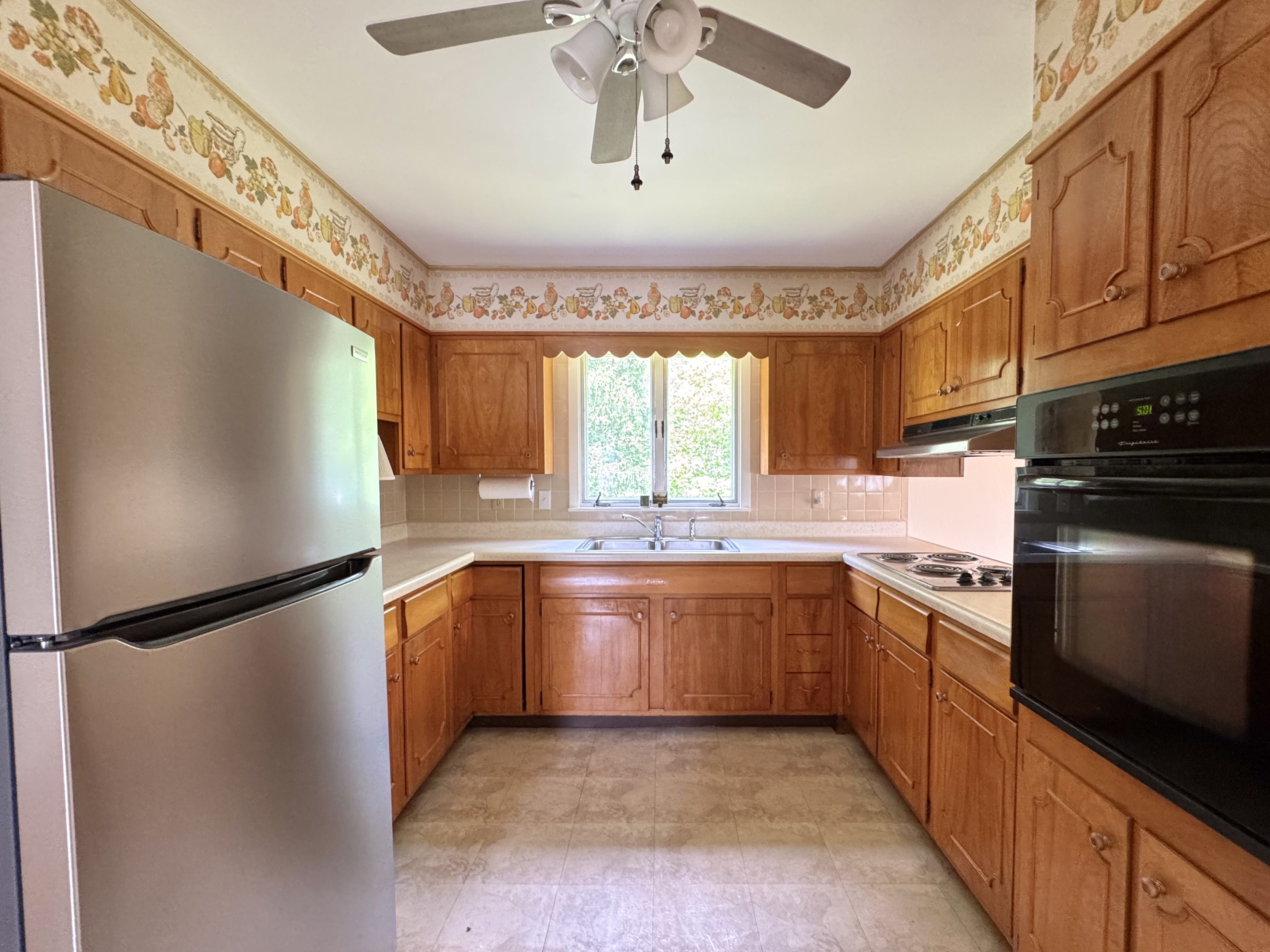 Catskill, New York, 12414, United States, 6 Bedrooms Bedrooms, ,3 BathroomsBathrooms,Residential,For Sale,1983582