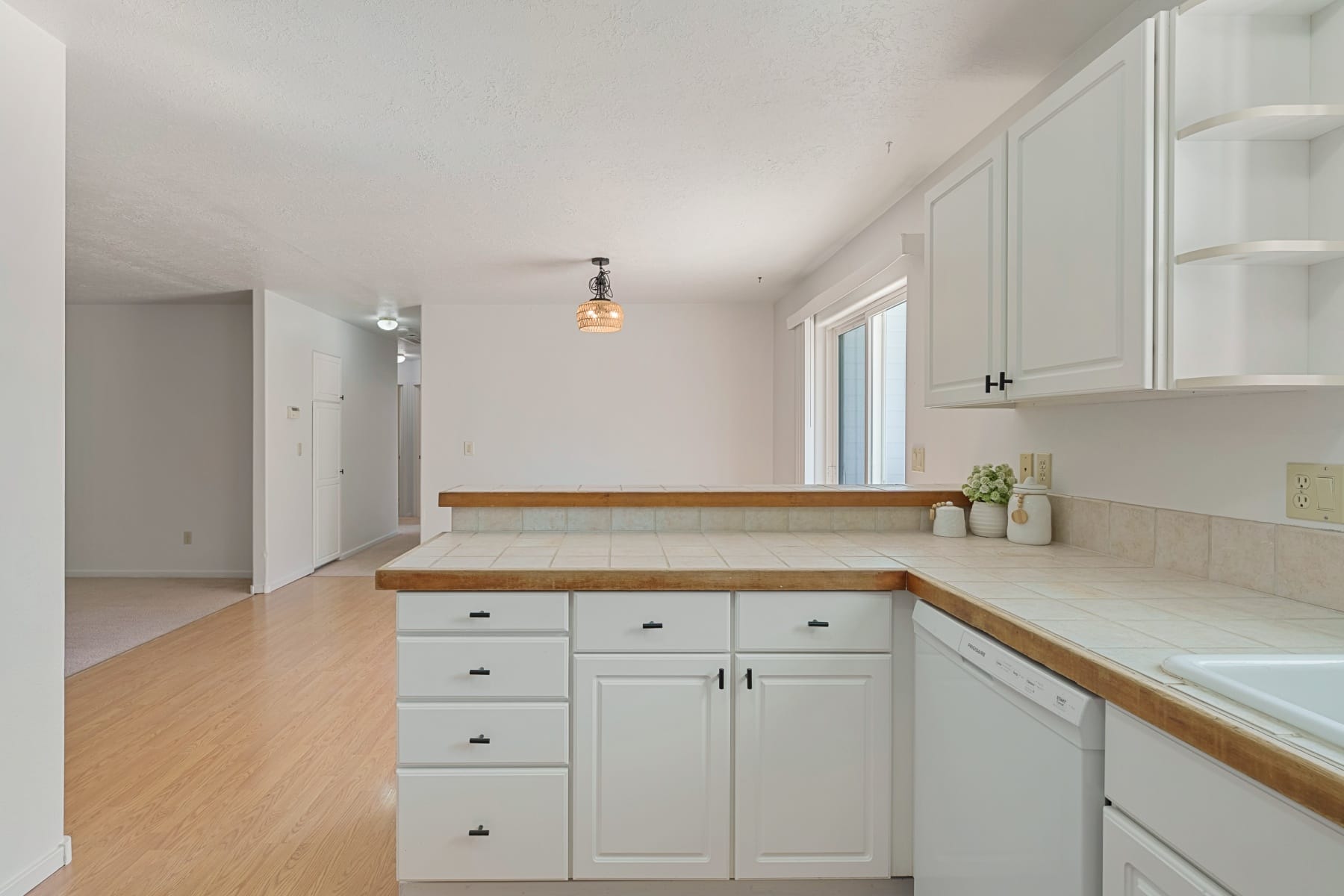  1052 NE Francis Court Bend, OR 97701 - 物件實景
