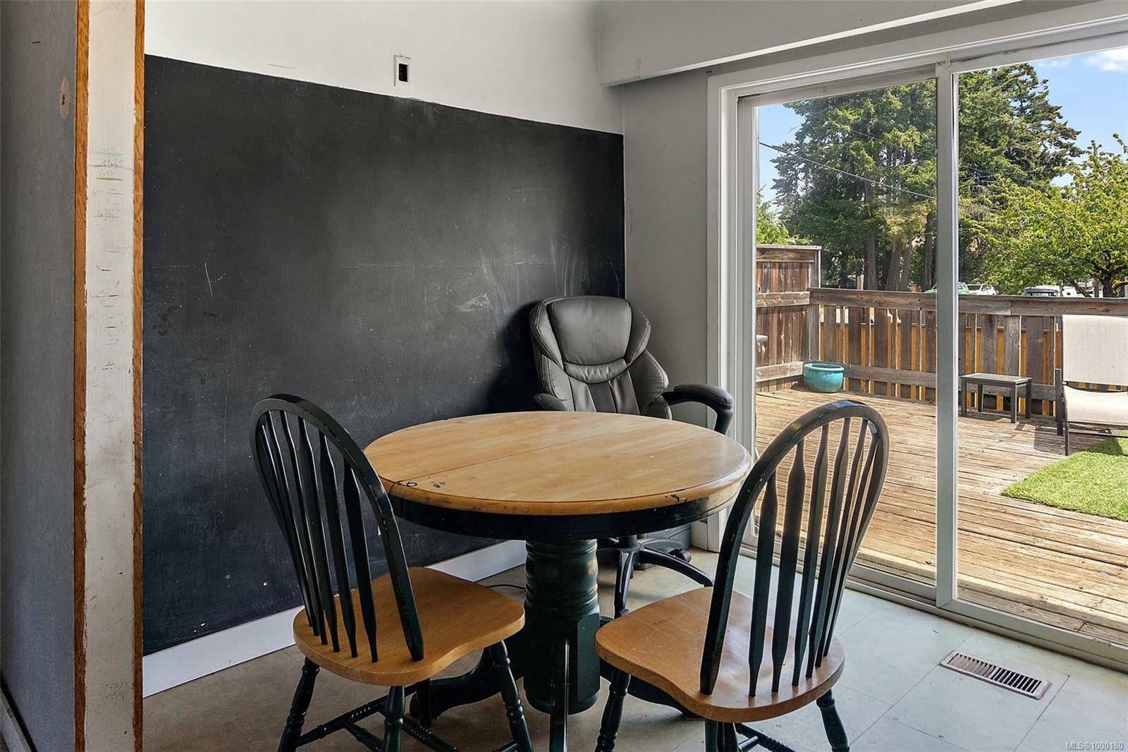 COLWOOD, British Columbia, V9B 2H7, CA, 3 Bedrooms Bedrooms, ,Residential,For Sale,1873856