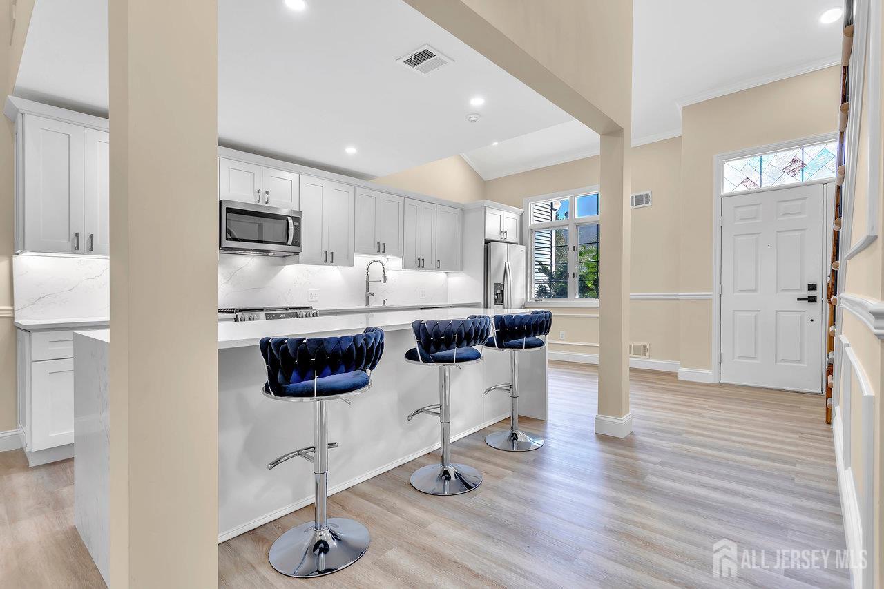 Monroe, New Jersey, 08831, United States, 2 Bedrooms Bedrooms, ,3 BathroomsBathrooms,Residential,For Sale,1918602