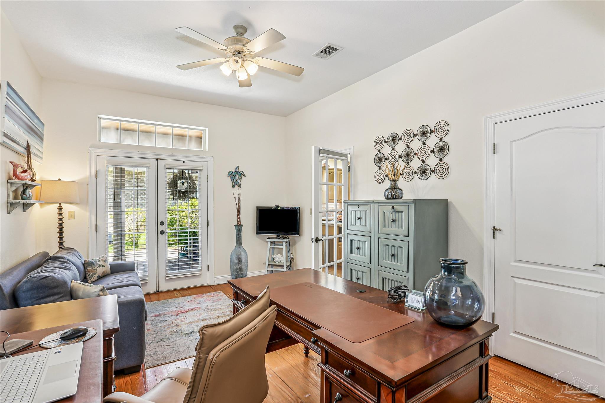 Pensacola, Florida, 32507, United States, 4 Bedrooms Bedrooms, ,4 BathroomsBathrooms,Residential,For Sale,1913346