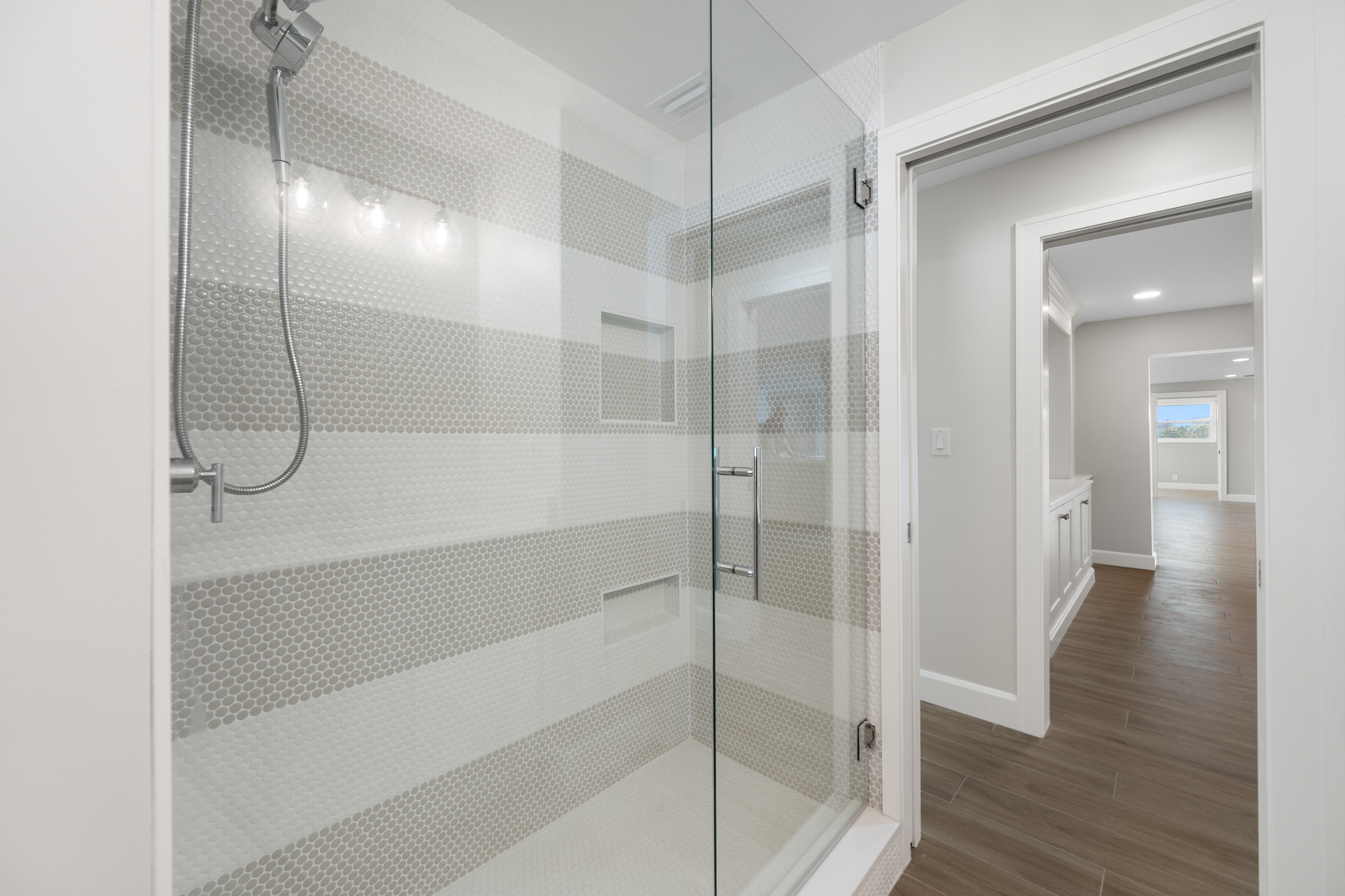 St Pete Beach, Florida, 33706, United States, 4 Bedrooms Bedrooms, ,3 BathroomsBathrooms,Residential,For Sale,2009657