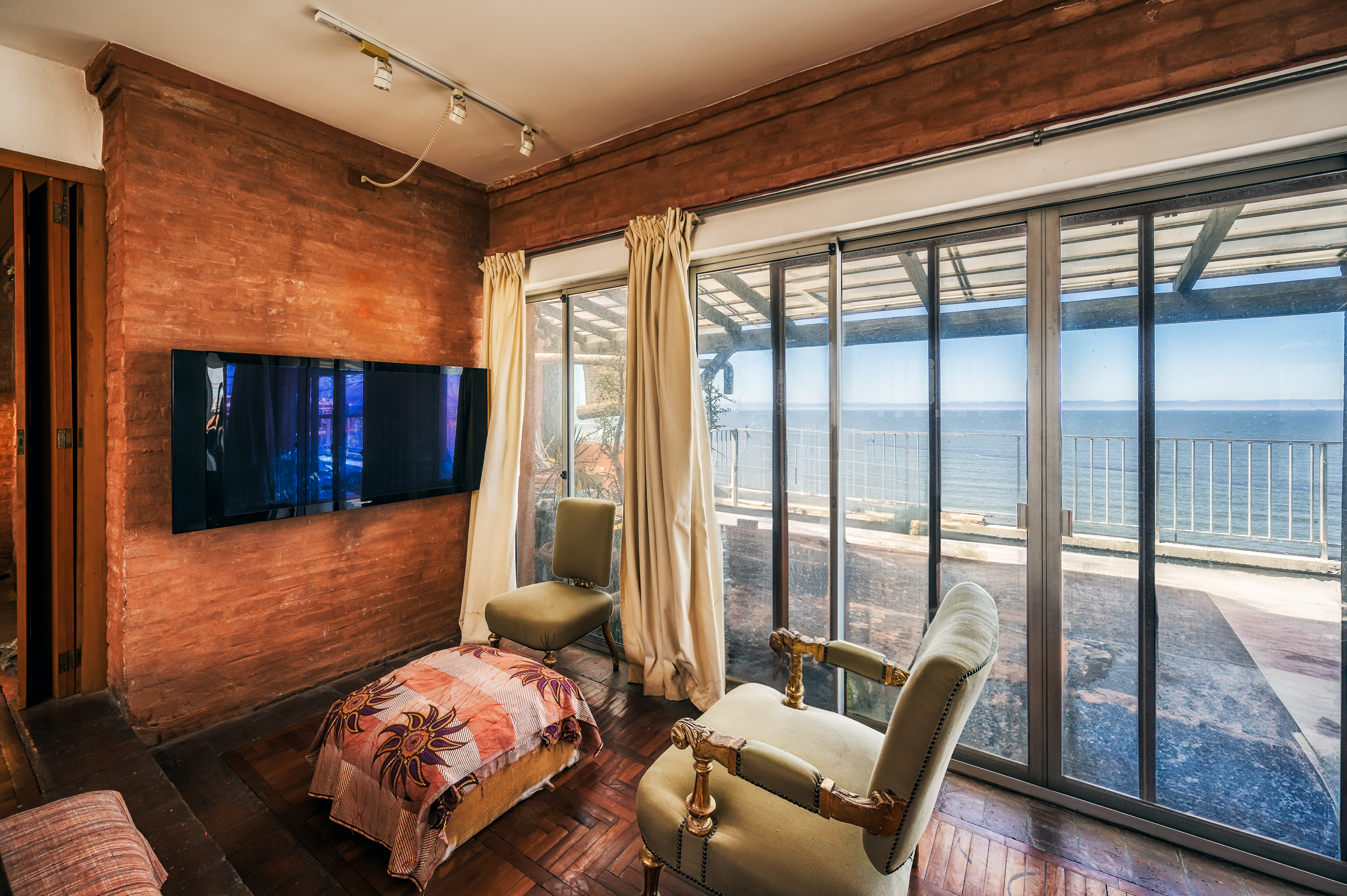  Waterfront Penthouse - 物件實景
