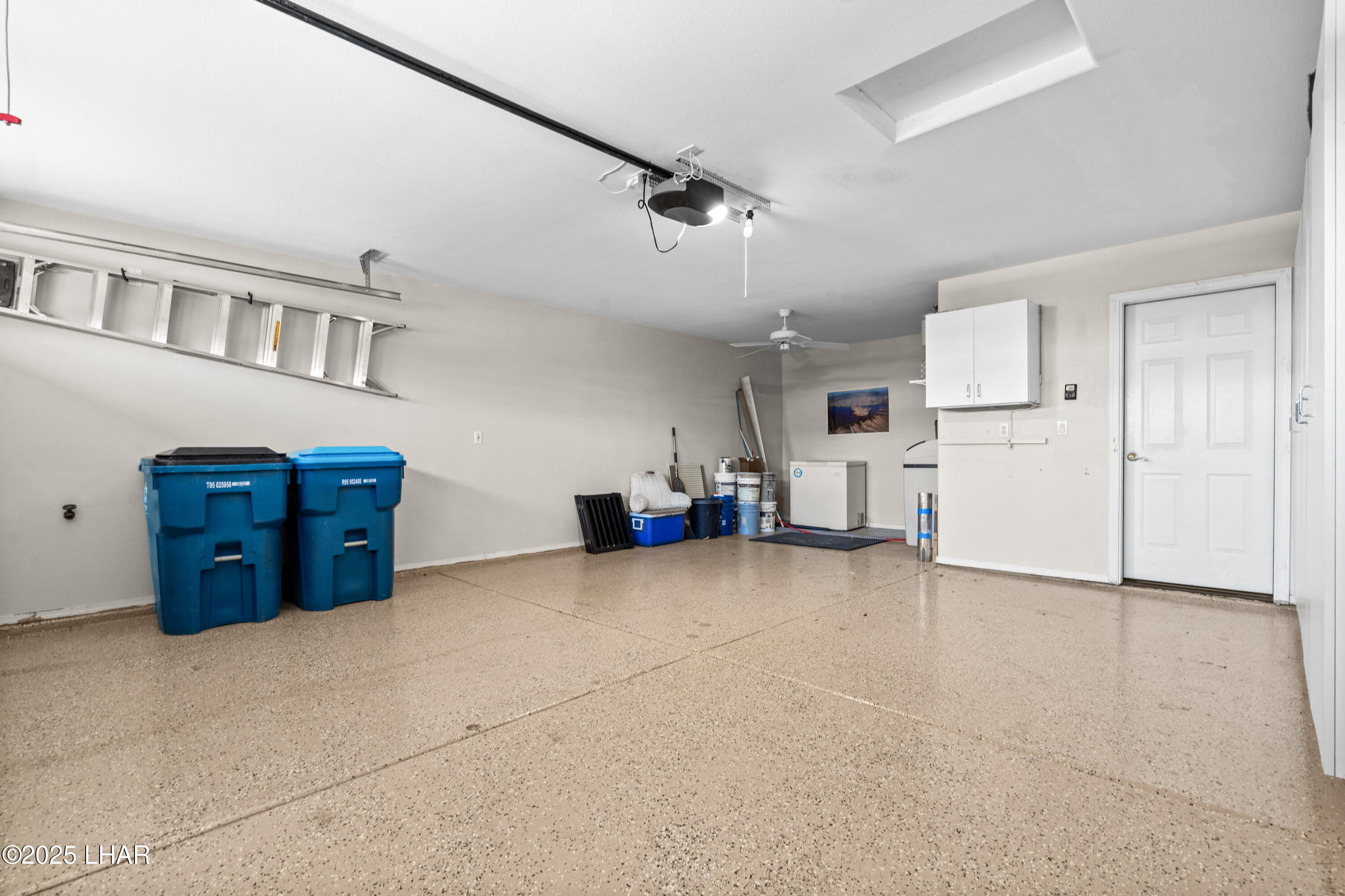 Lake Havasu City, Arizona, 86404, United States, 3 Bedrooms Bedrooms, ,Residential,For Sale,1988180