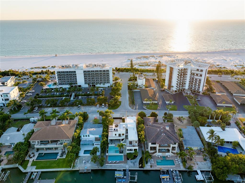 Sarasota, Florida, 34236, United States, 5 Bedrooms Bedrooms, ,6 BathroomsBathrooms,Residential,For Sale,1994803