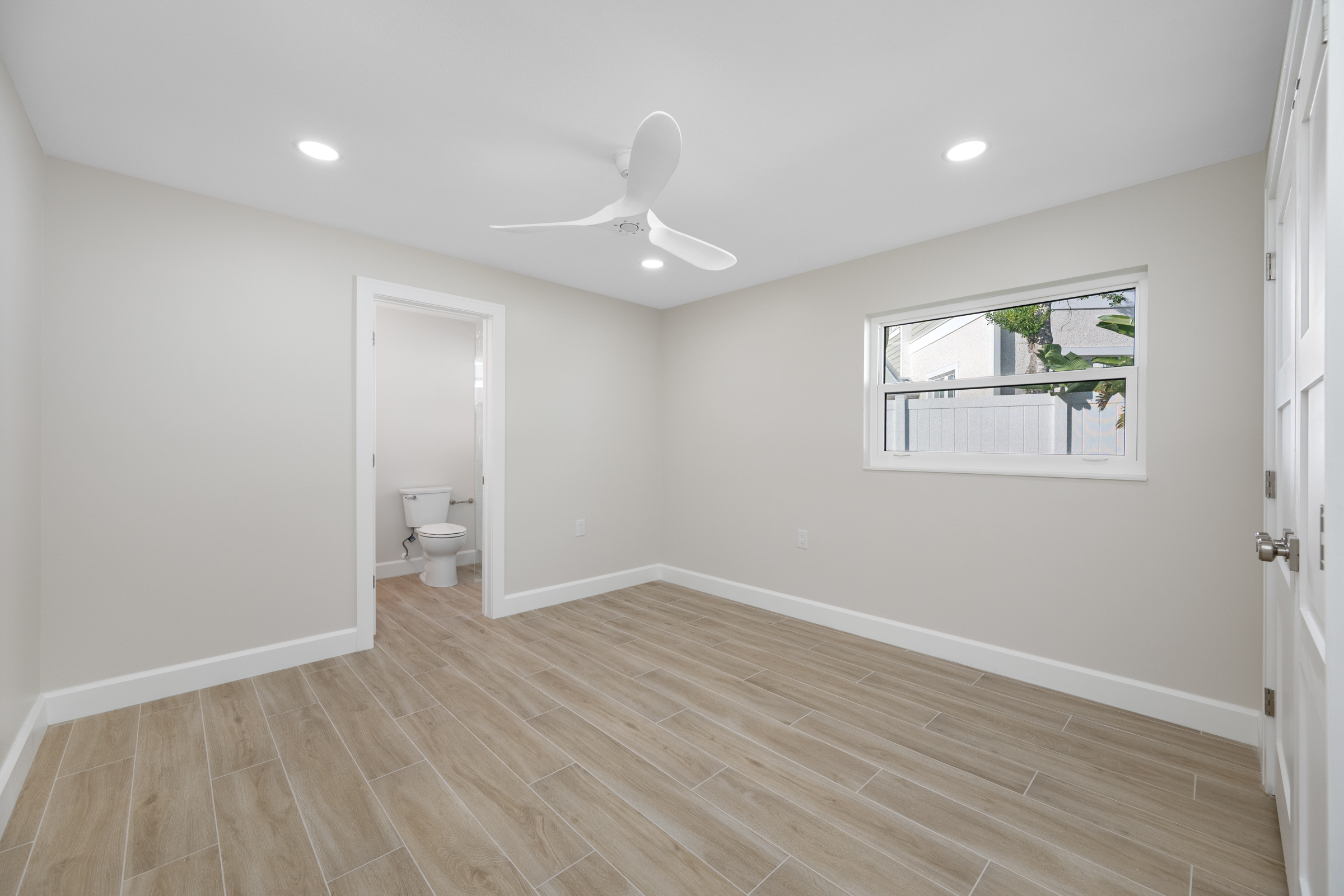 St Pete Beach, Florida, 33706, United States, 4 Bedrooms Bedrooms, ,3 BathroomsBathrooms,Residential,For Sale,2009657