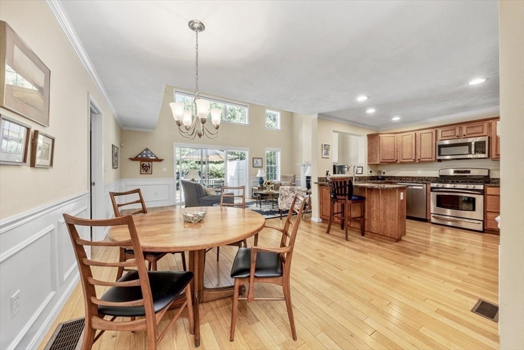 Marshfield, Massachusetts, 02050, United States, 2 Bedrooms Bedrooms, ,3 BathroomsBathrooms,Residential,For Sale,1938601