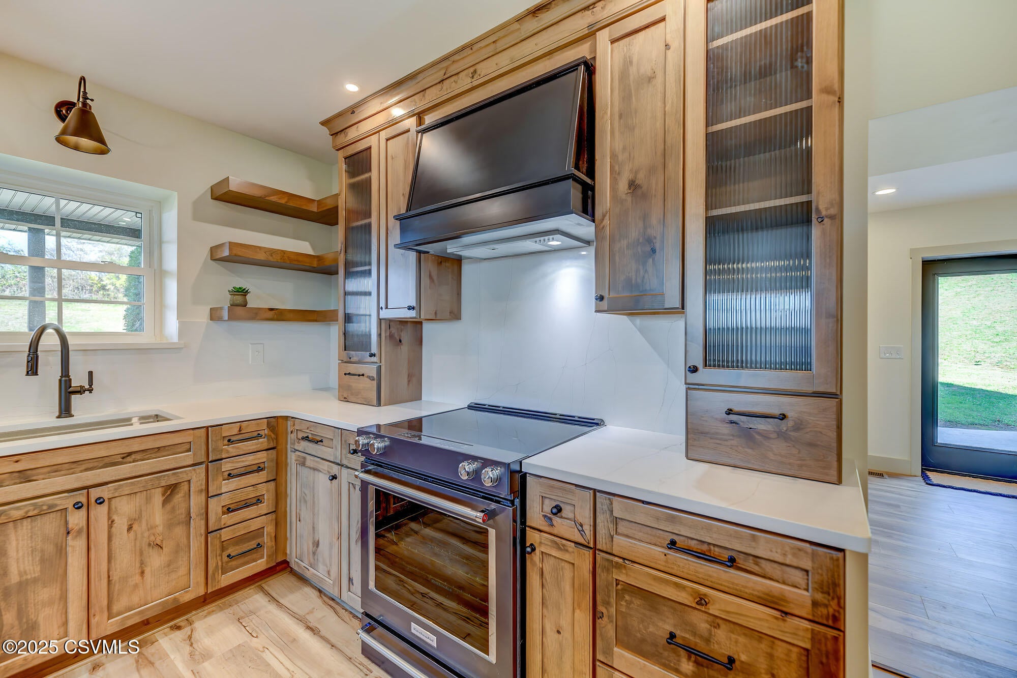 Berwick, Pennsylvania, 18603, United States, 4 Bedrooms Bedrooms, ,2 BathroomsBathrooms,Residential,For Sale,1993834