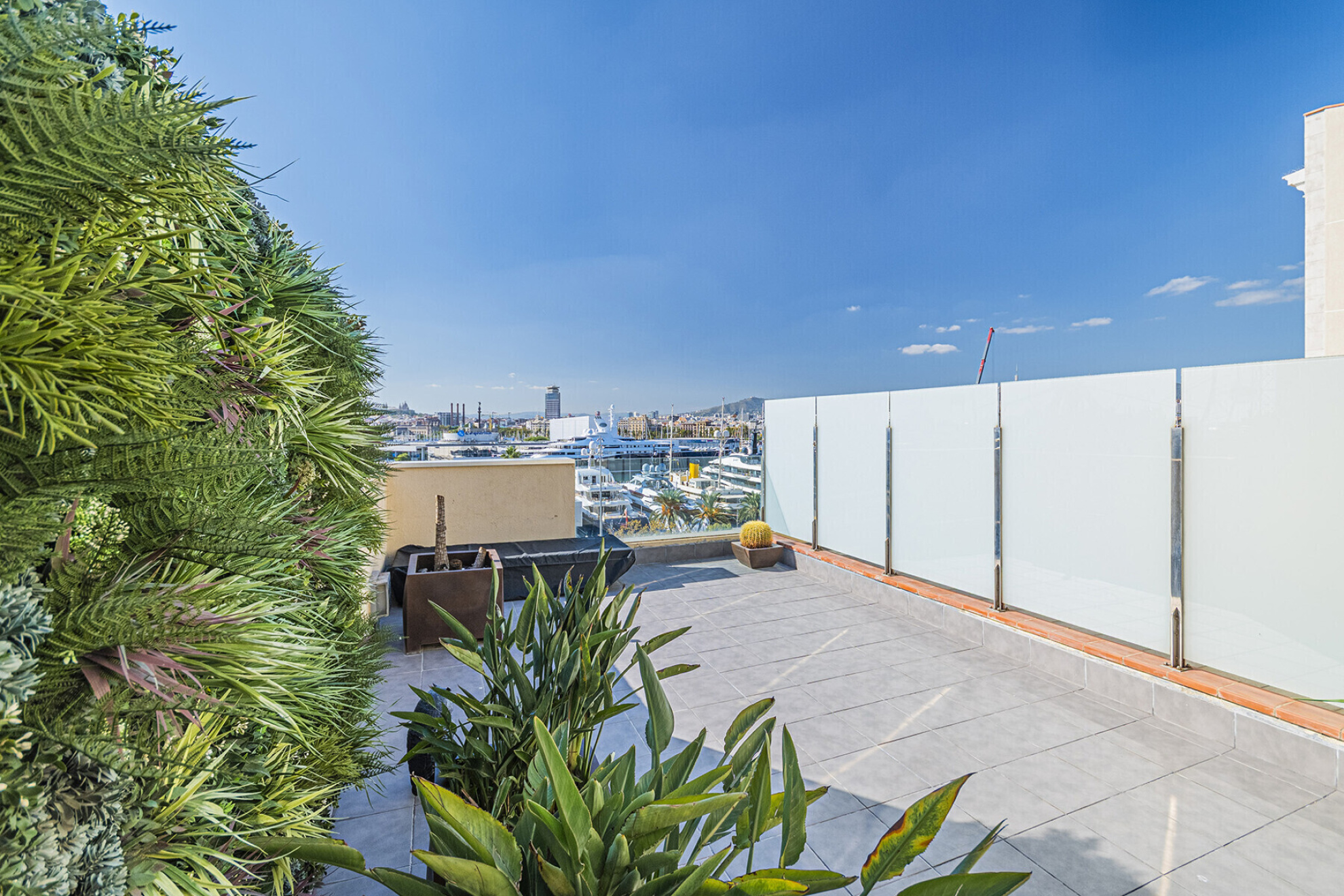  Penthouse with private terrace and sea views - 物件實景